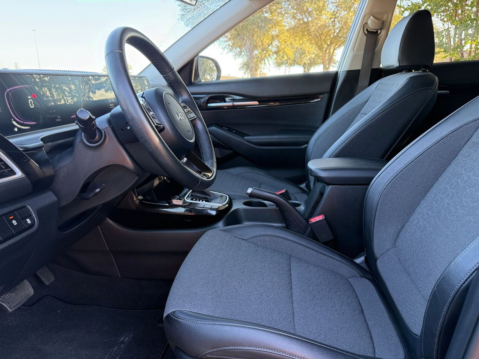 Thumbnail: 2025 Kia Seltos - 27