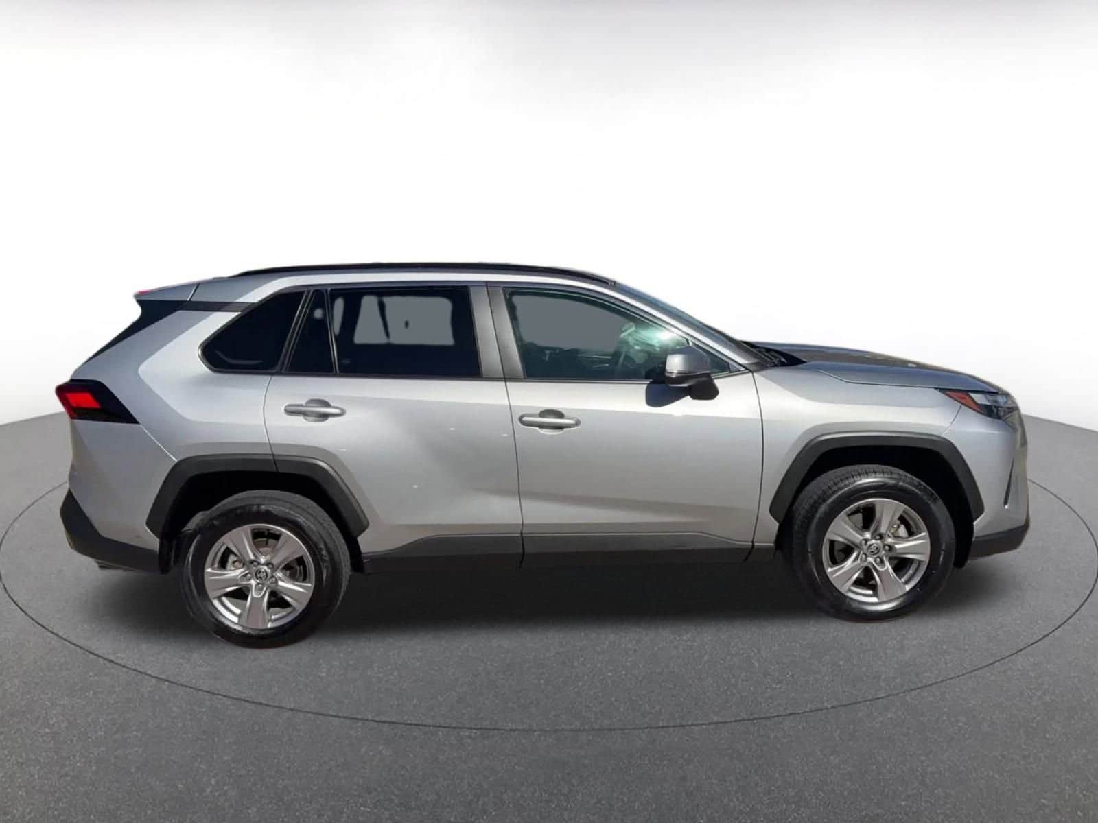 Thumbnail: 2024 Toyota RAV4 - 16