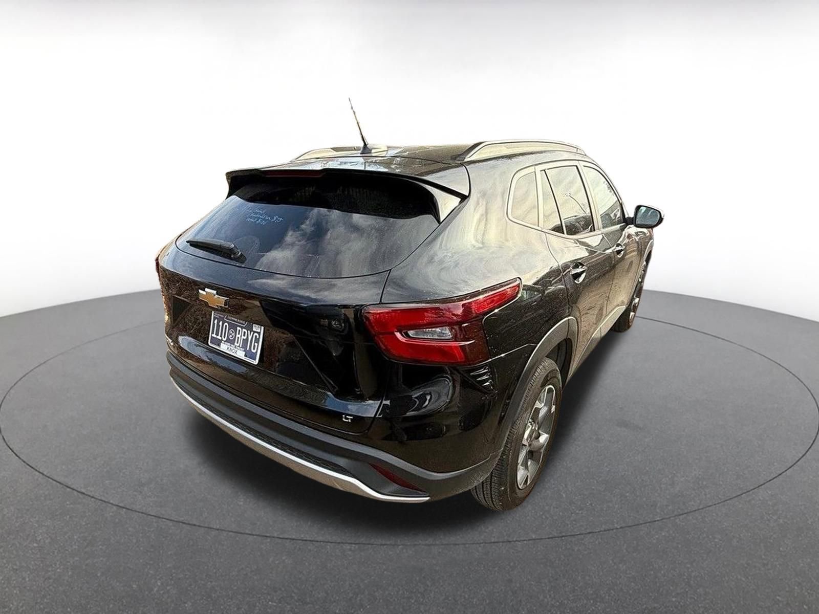 Thumbnail: 2025 Chevrolet Trax - 5