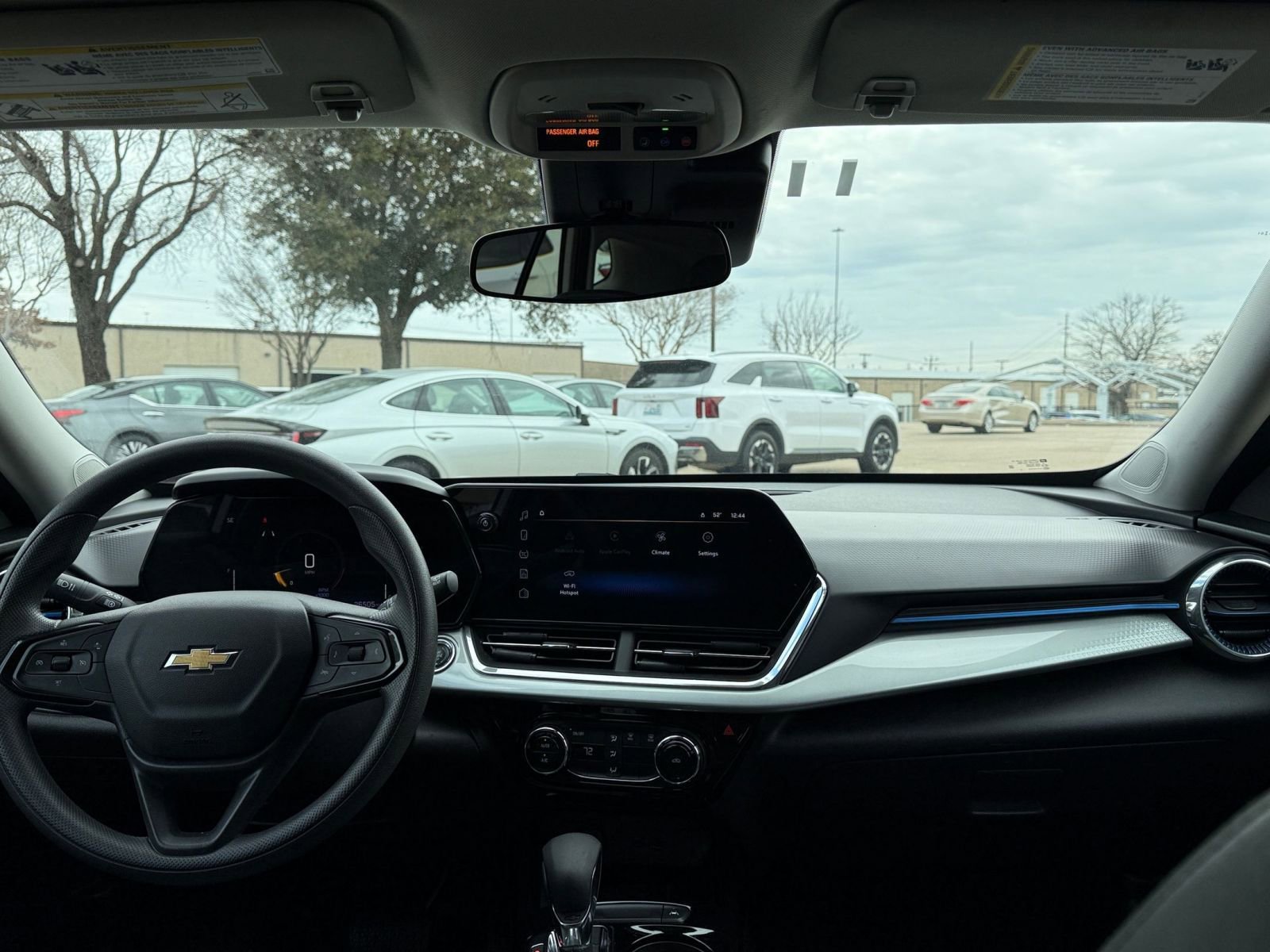 Thumbnail: 2025 Chevrolet Trax - 33