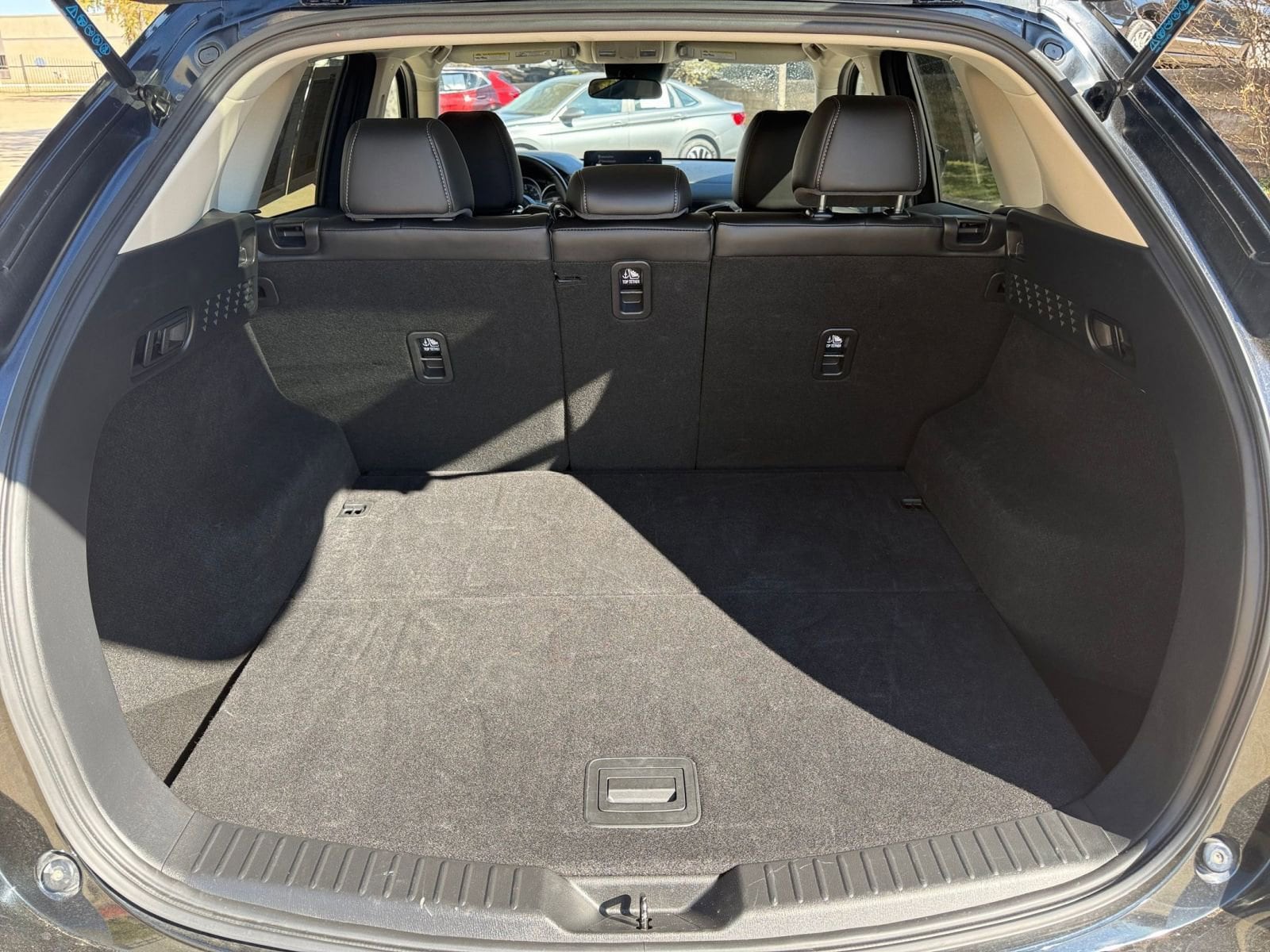 Thumbnail: 2025 Mazda CX-5 - 31