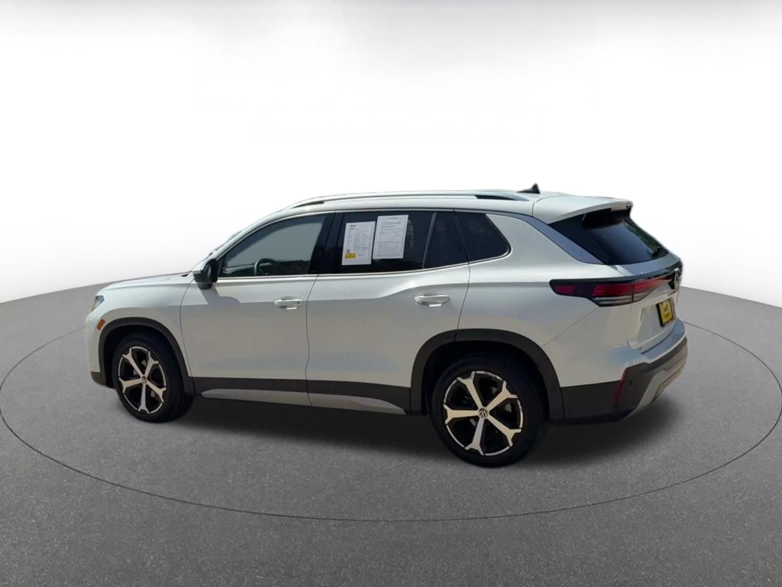 Thumbnail: 2026 Volkswagen Tiguan - 9