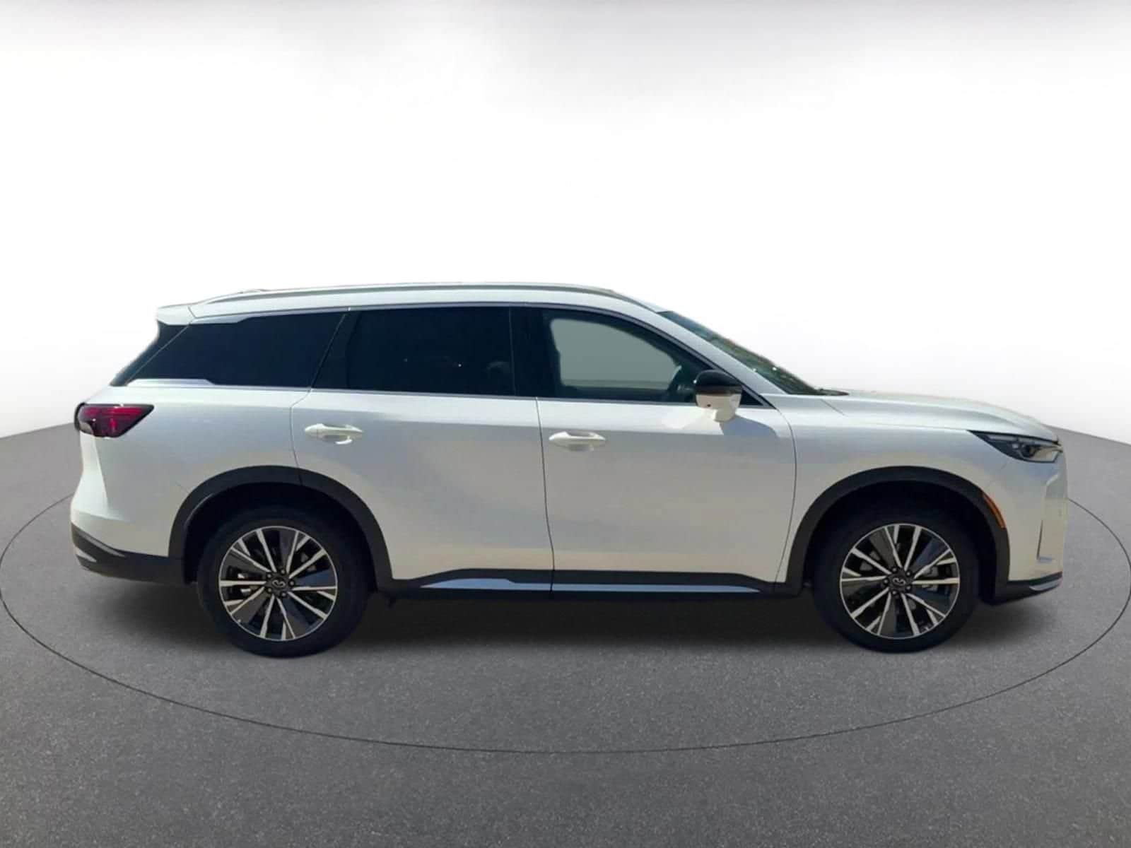 Thumbnail: 2026 INFINITI QX60 - 15