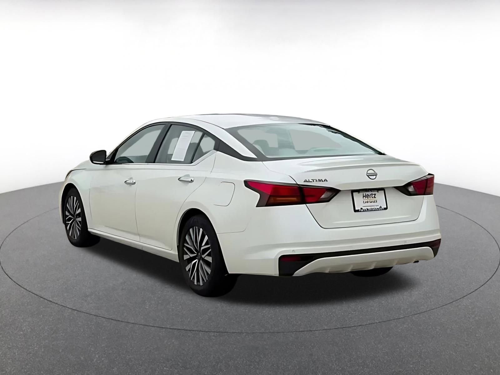 Thumbnail: 2025 Nissan Altima - 11