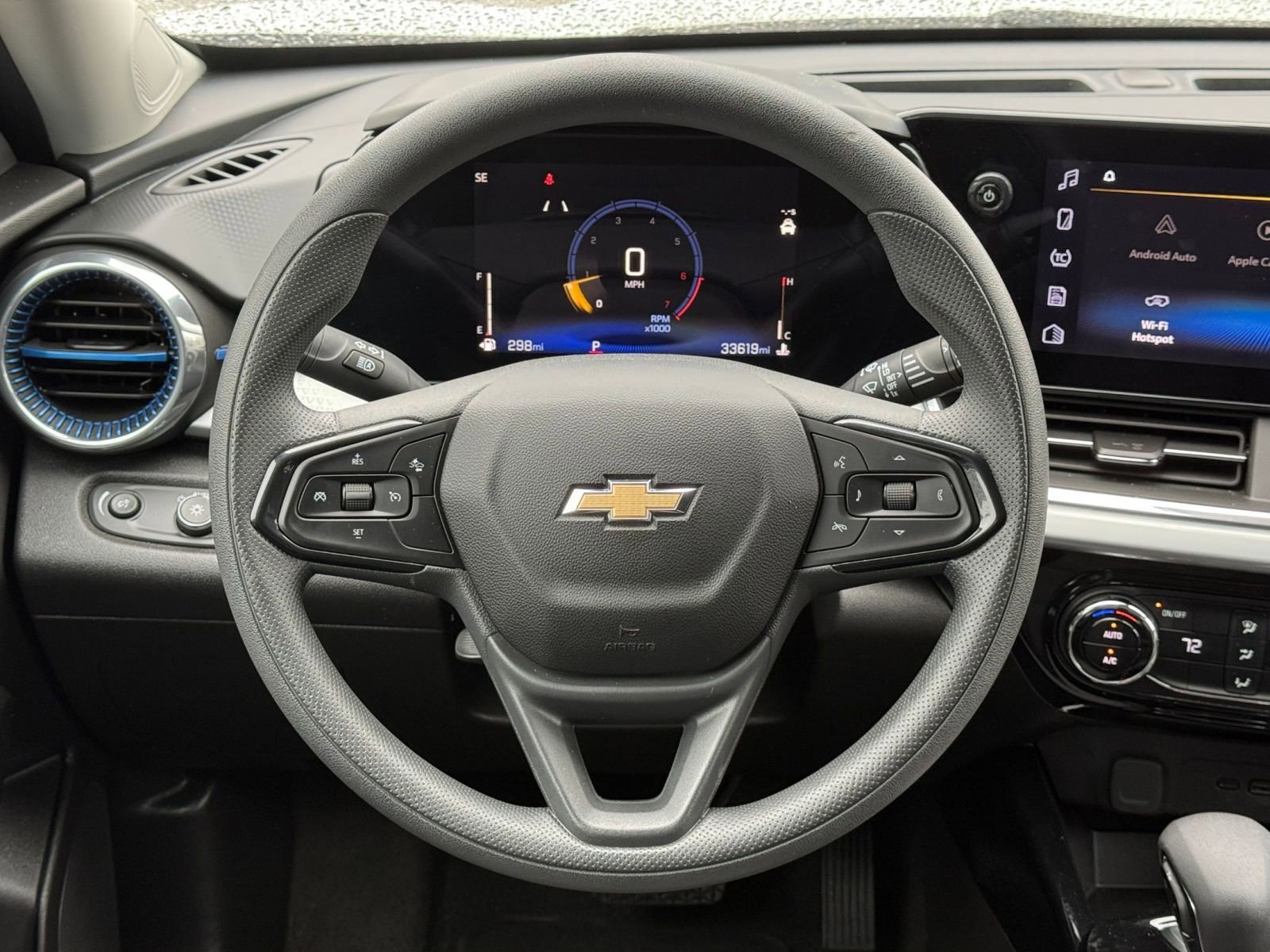 Thumbnail: 2025 Chevrolet Trax - 28