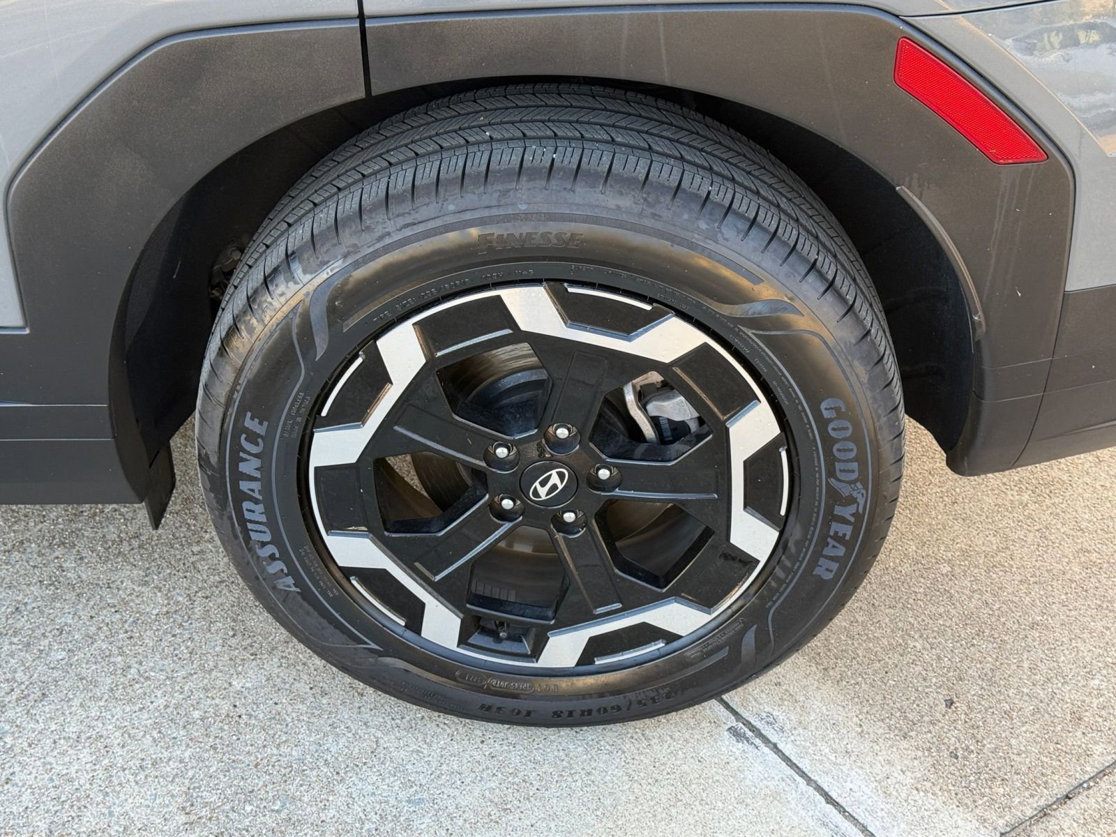 Thumbnail: 2025 Hyundai Santa Fe - 30