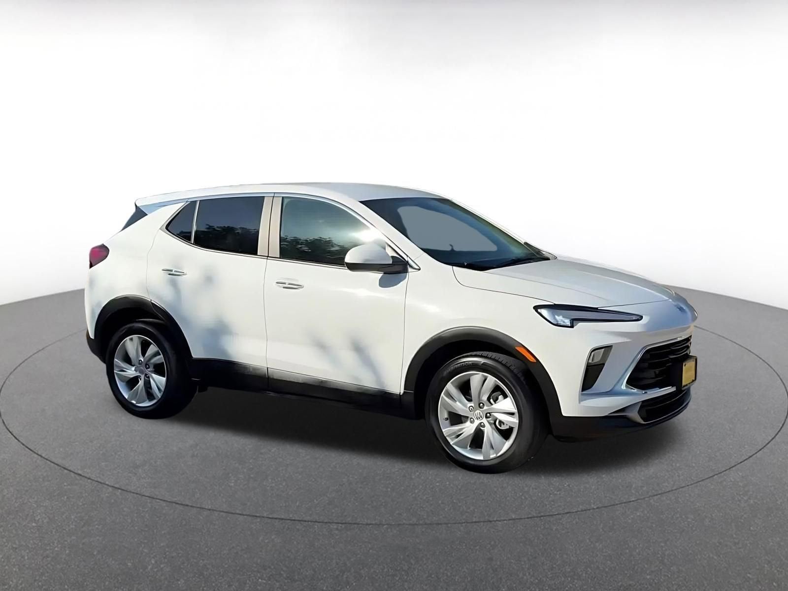 Thumbnail: 2025 Buick Encore GX - 2