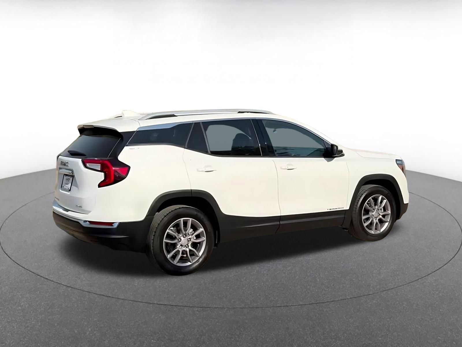 Thumbnail: 2024 GMC Terrain - 15