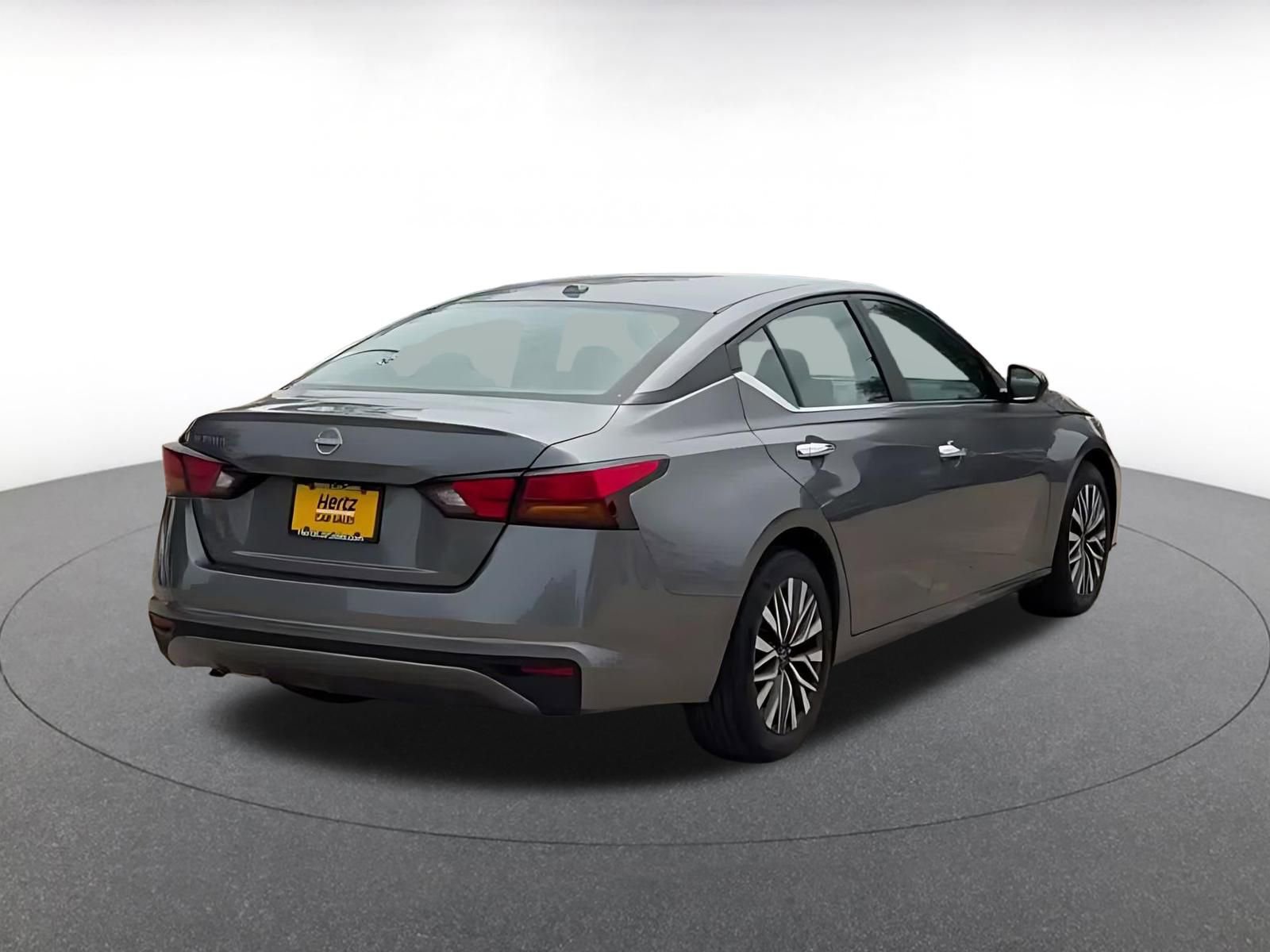Thumbnail: 2025 Nissan Altima - 14