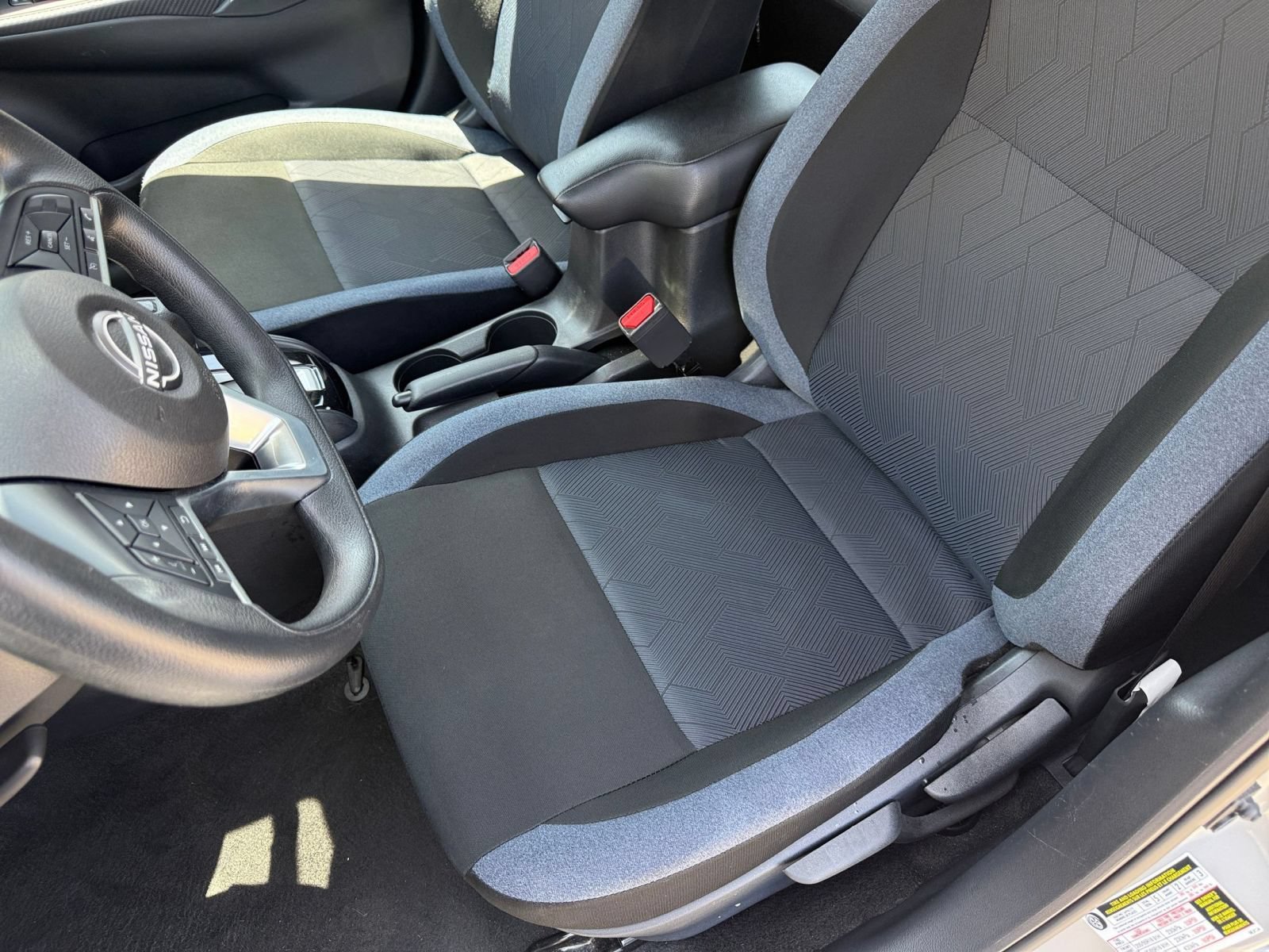 2025 Nissan Versa Sedan SV - Photo 36