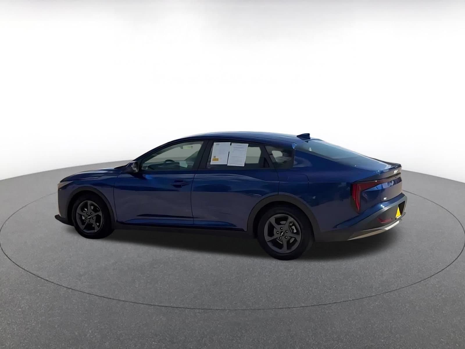 Thumbnail: 2025 Kia K4 - 10