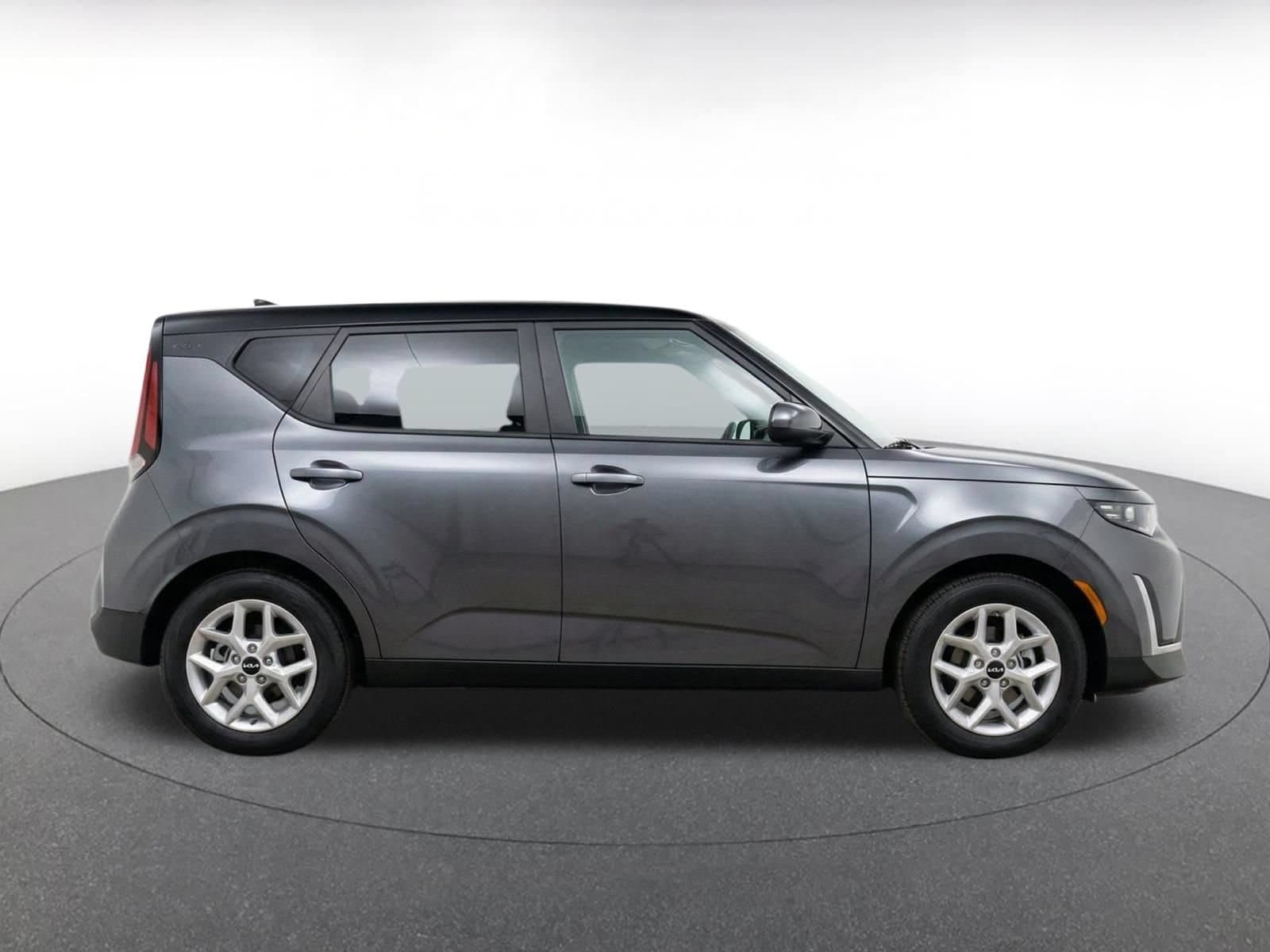 Thumbnail: 2025 Kia Soul - 10