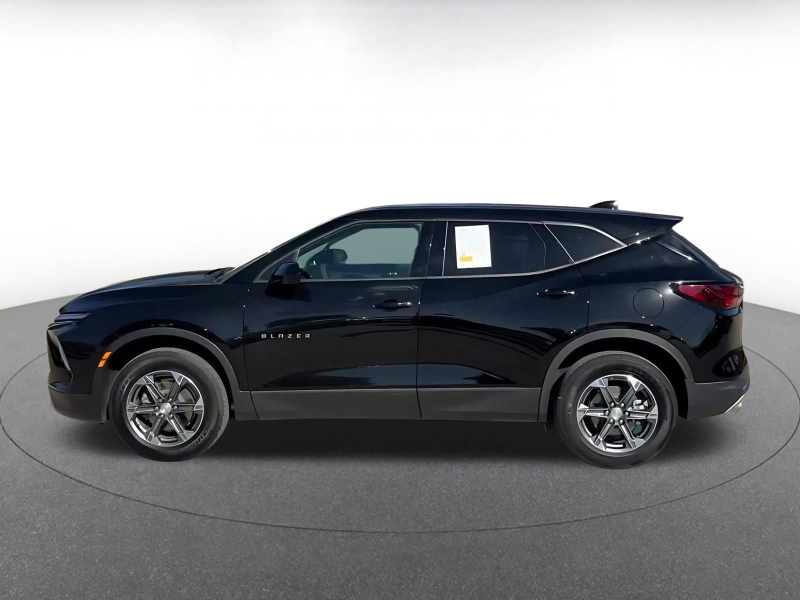 Thumbnail: 2025 Chevrolet Blazer - 9