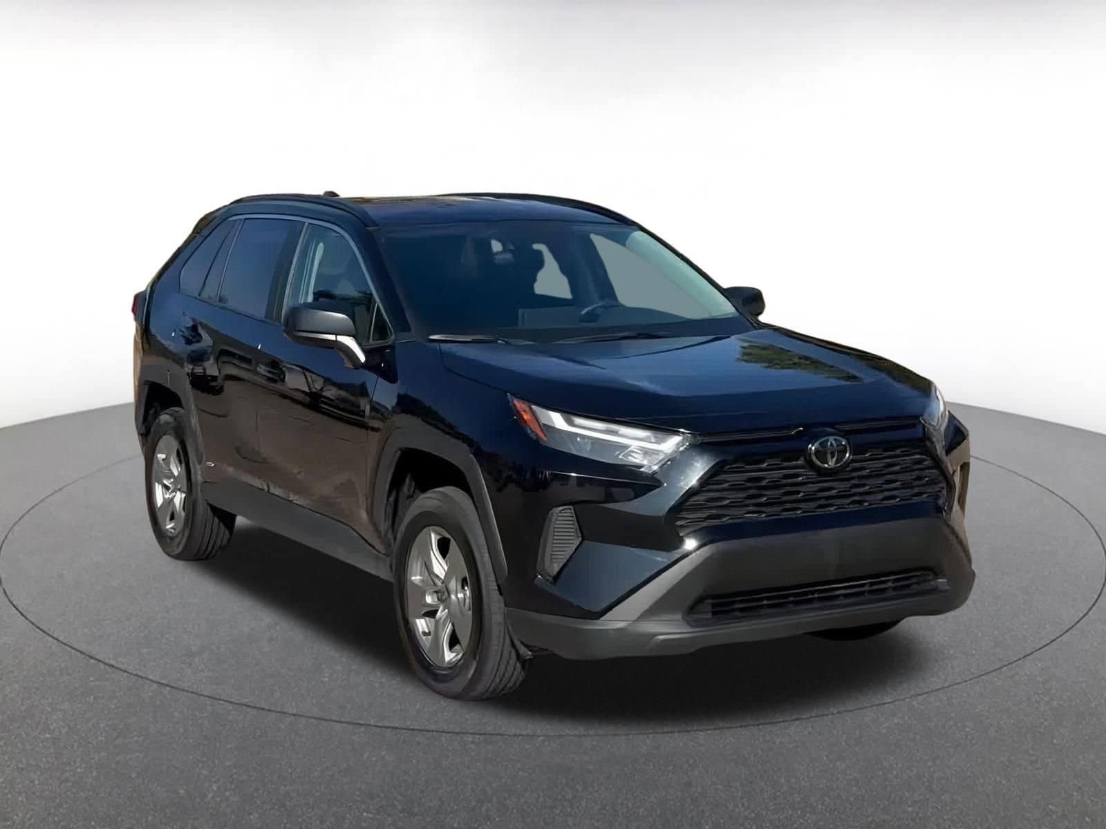 Thumbnail: 2025 Toyota RAV4 - 3