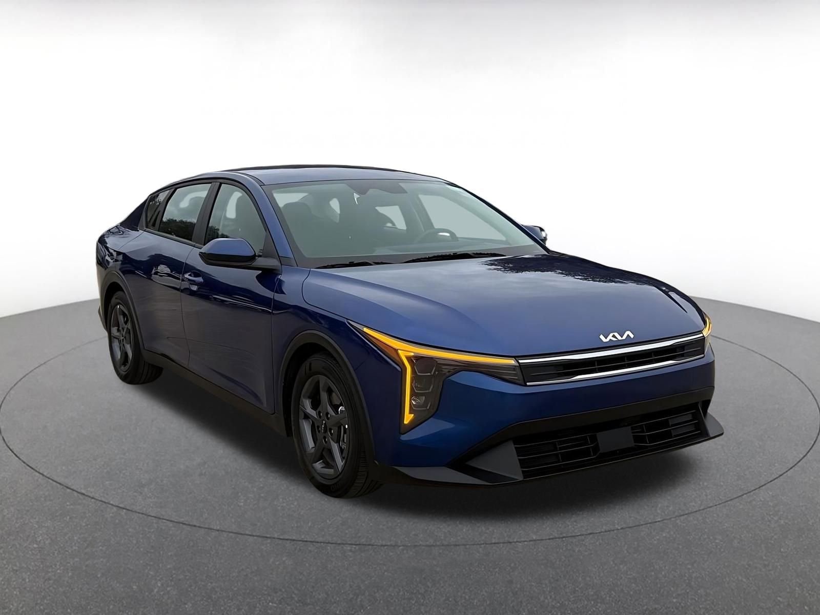 Thumbnail: 2025 Kia K4 - 1