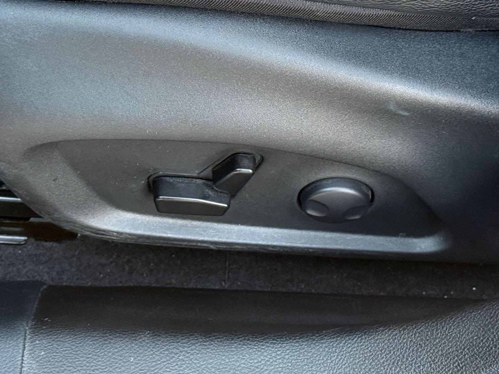 Thumbnail: 2025 Jeep Compass - 23