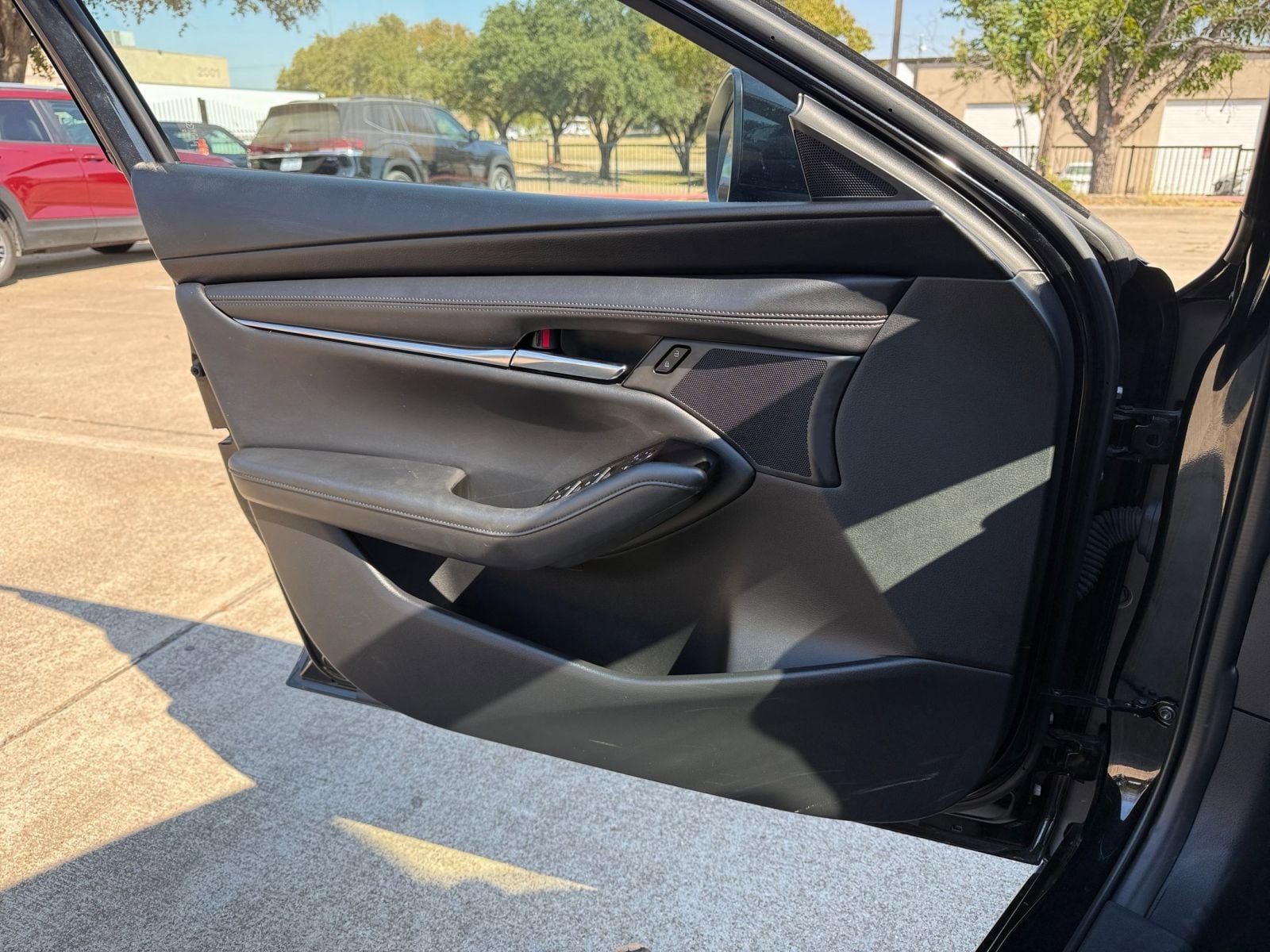 Thumbnail: 2025 Mazda Mazda3 - 20