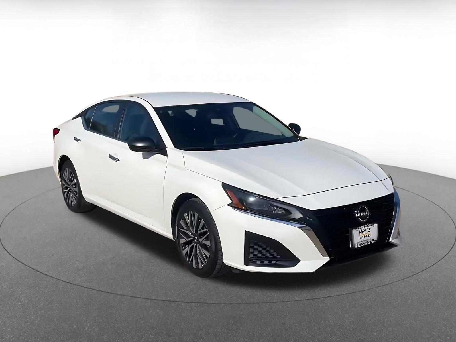 Thumbnail: 2025 Nissan Altima - 2