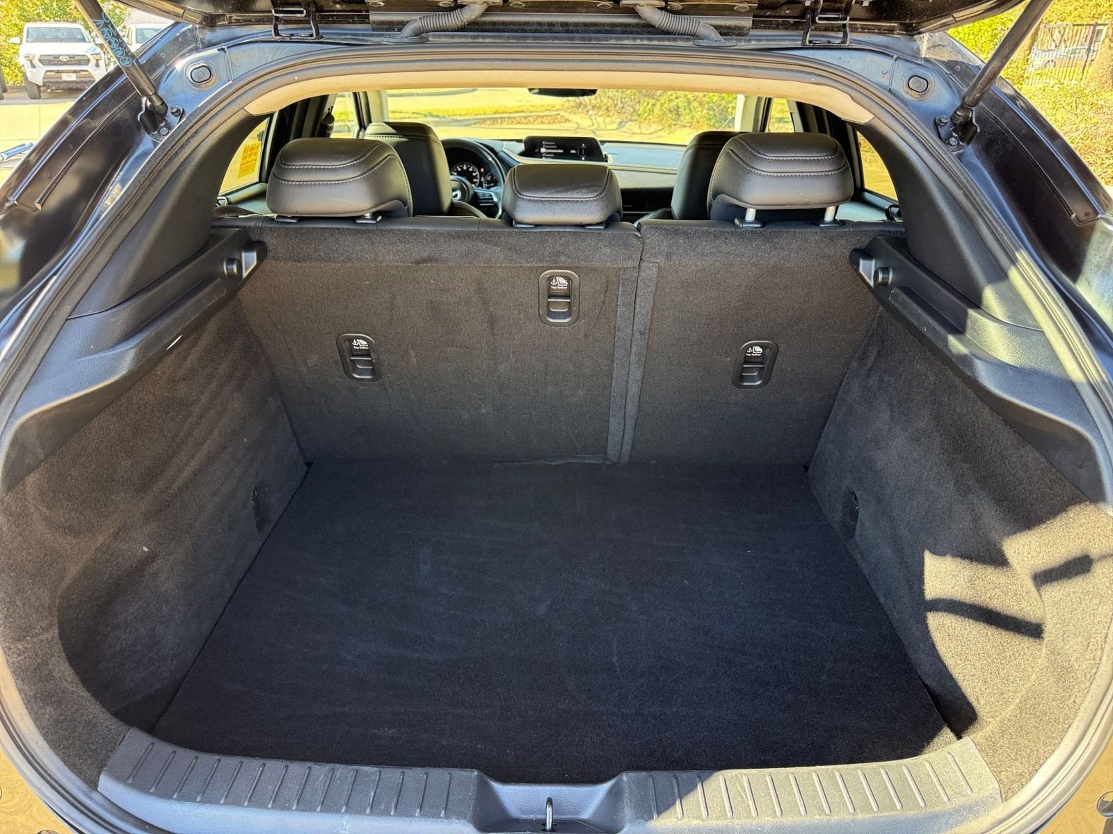 Thumbnail: 2025 Mazda CX-30 - 31