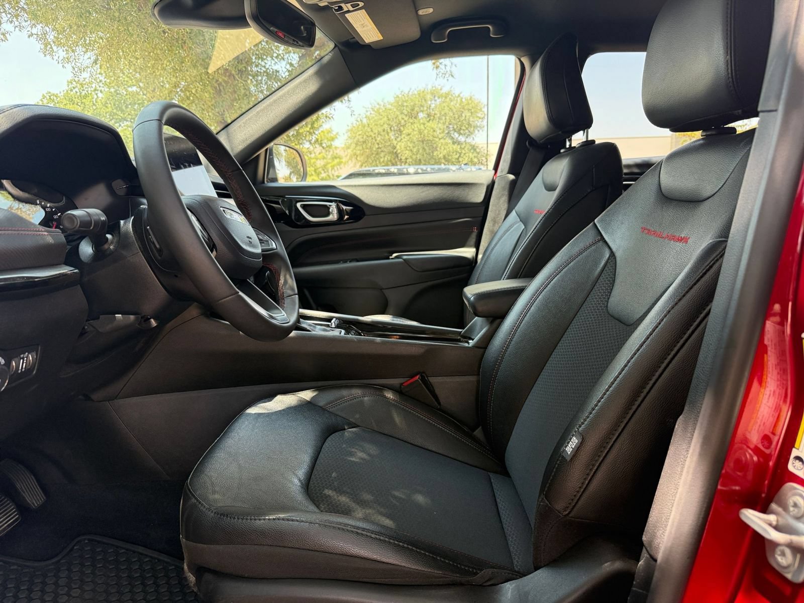 Thumbnail: 2025 Jeep Compass - 28