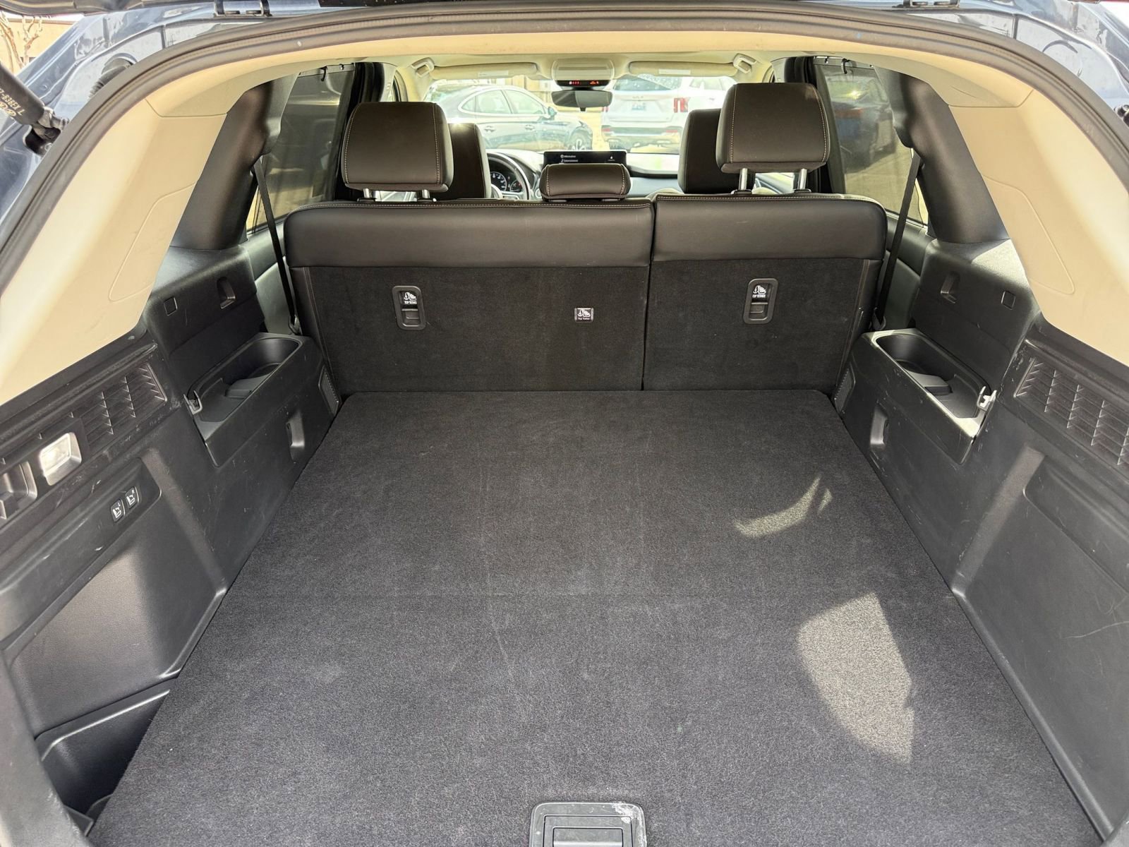 Thumbnail: 2025 Mazda CX-70 - 34