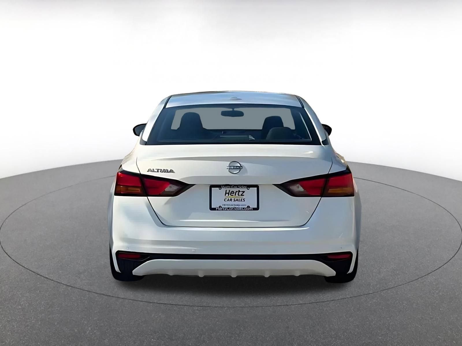 Thumbnail: 2025 Nissan Altima - 12