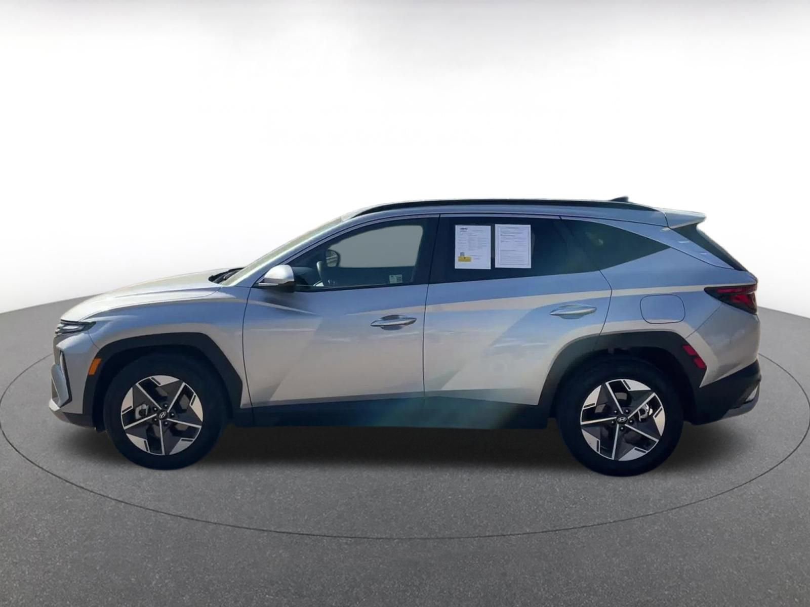 Thumbnail: 2025 Hyundai Tucson - 9