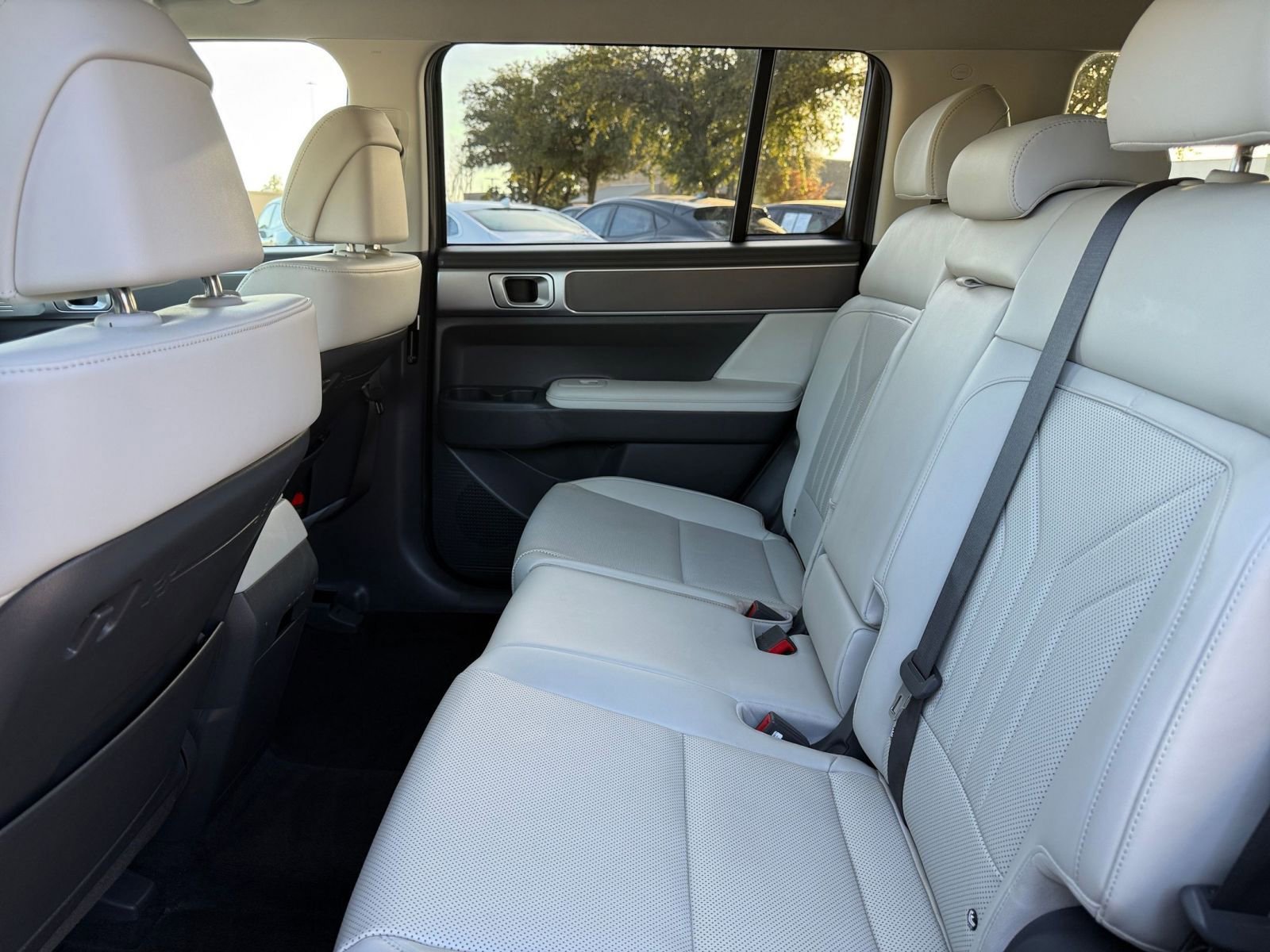 Thumbnail: 2025 Hyundai Santa Fe - 25