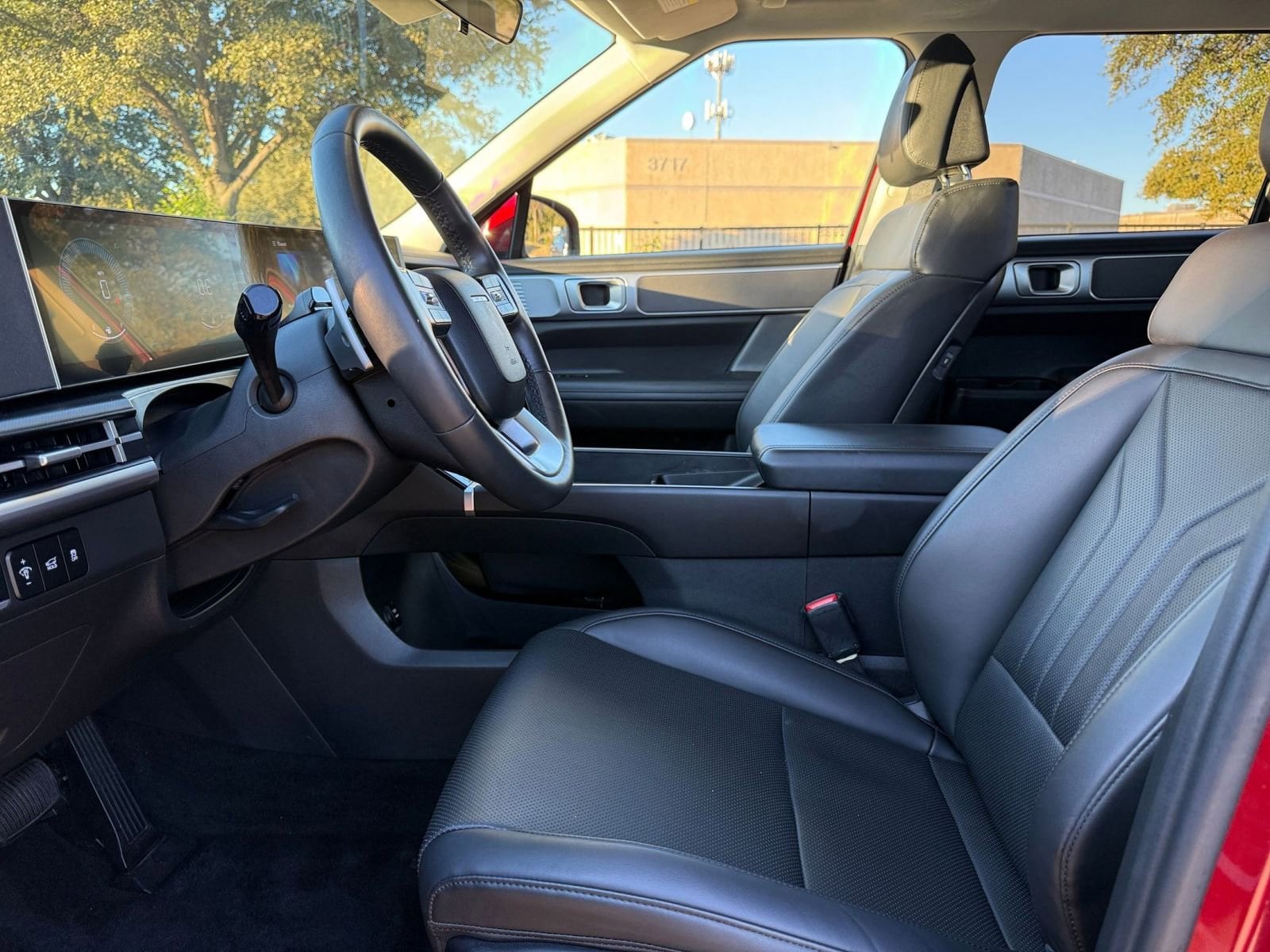 Thumbnail: 2025 Hyundai Santa Fe - 27