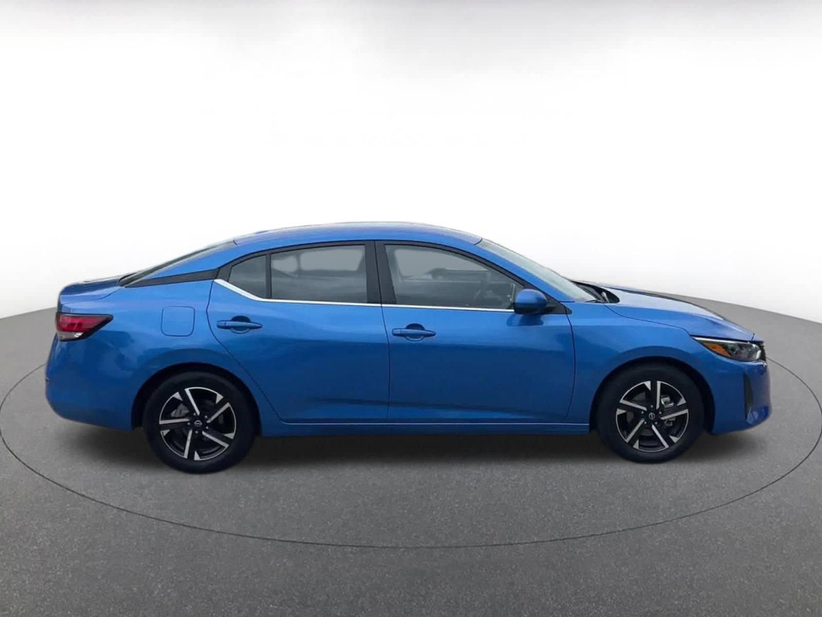 Thumbnail: 2025 Nissan Sentra - 16