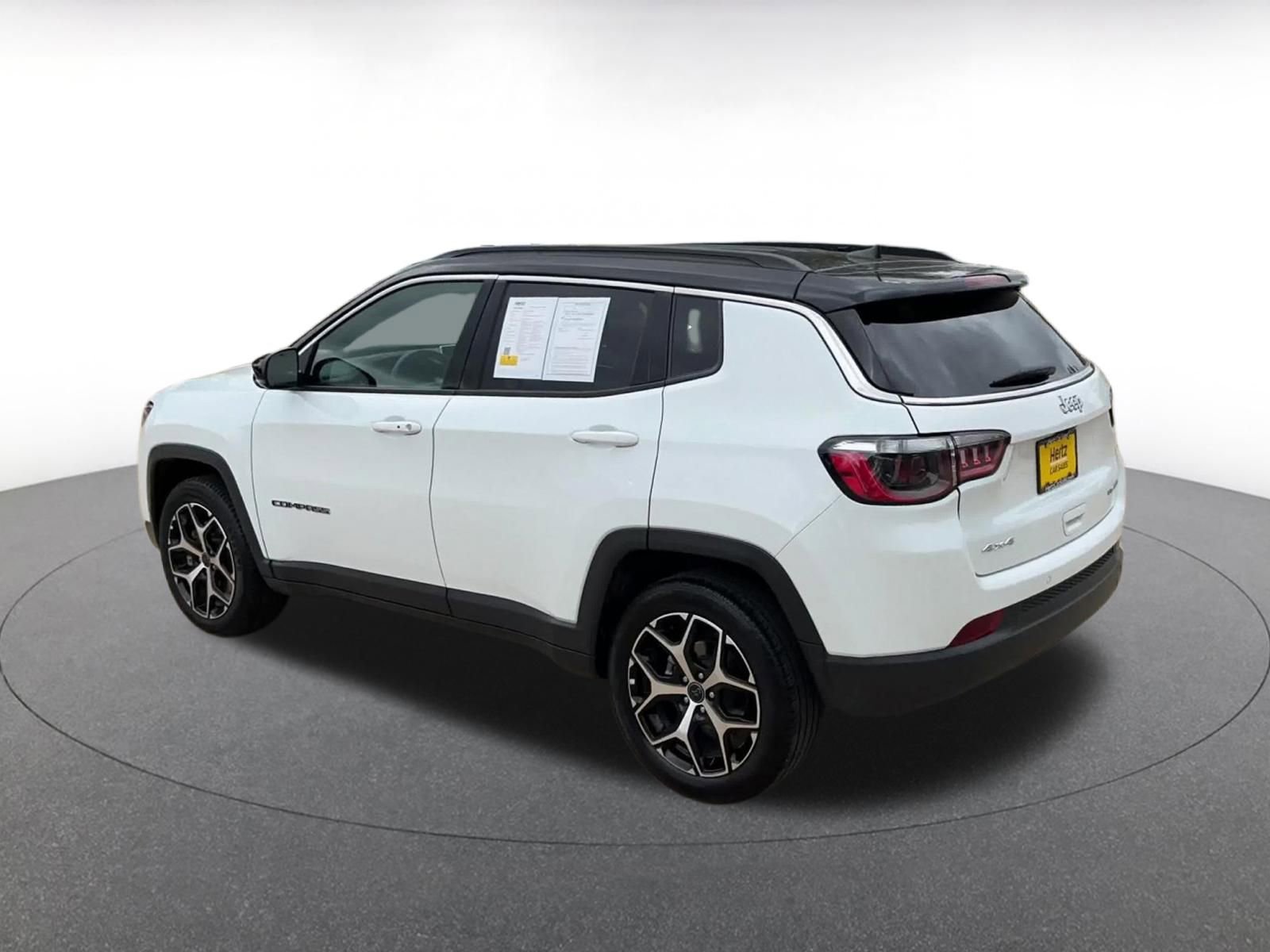 Thumbnail: 2025 Jeep Compass - 10