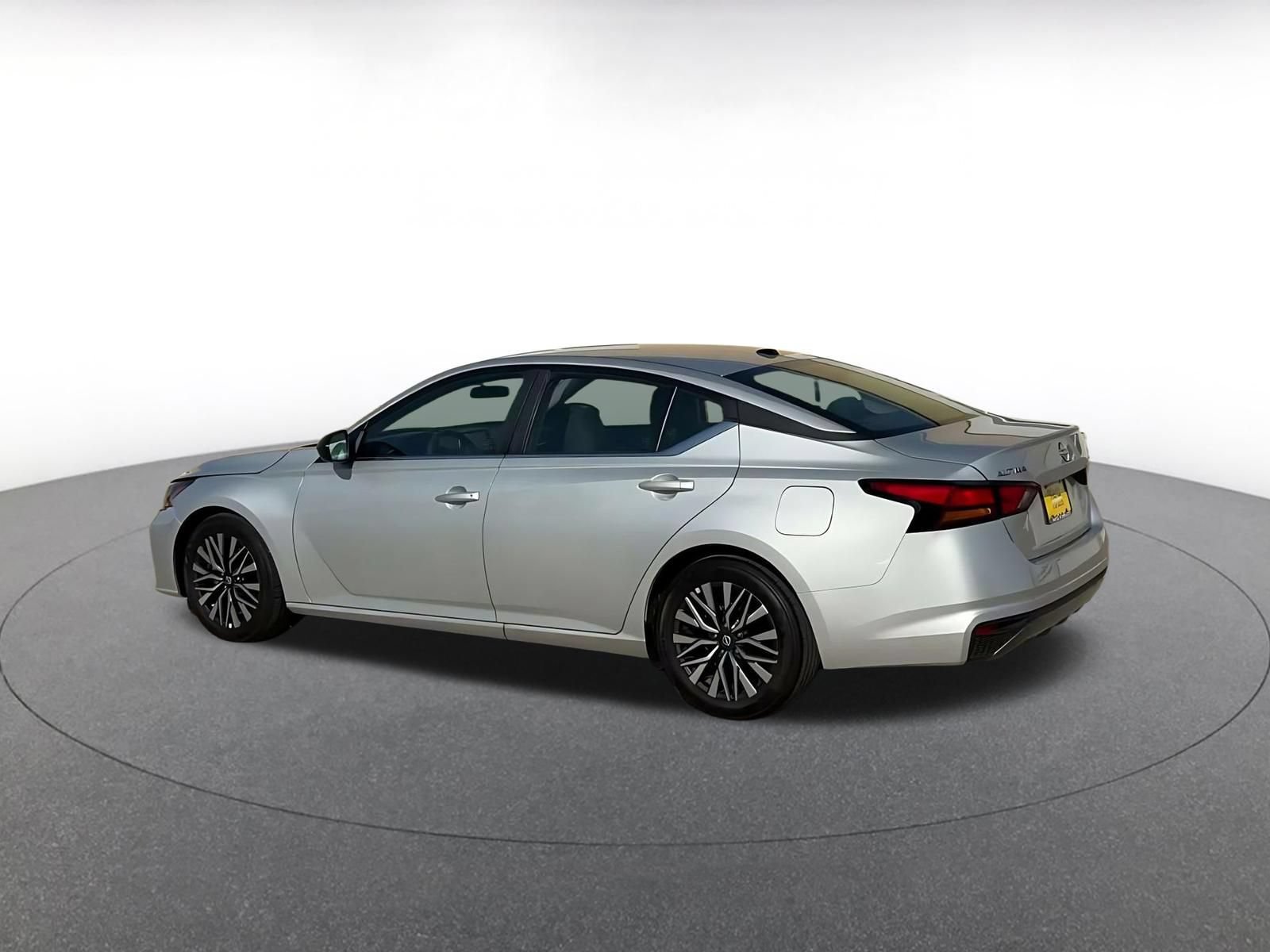Thumbnail: 2026 Nissan Altima - 8