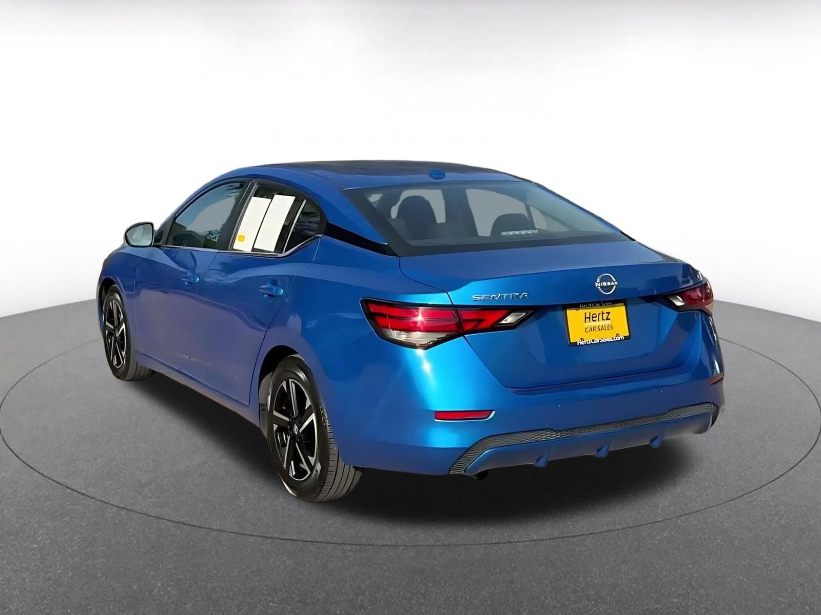 Thumbnail: 2025 Nissan Sentra - 10