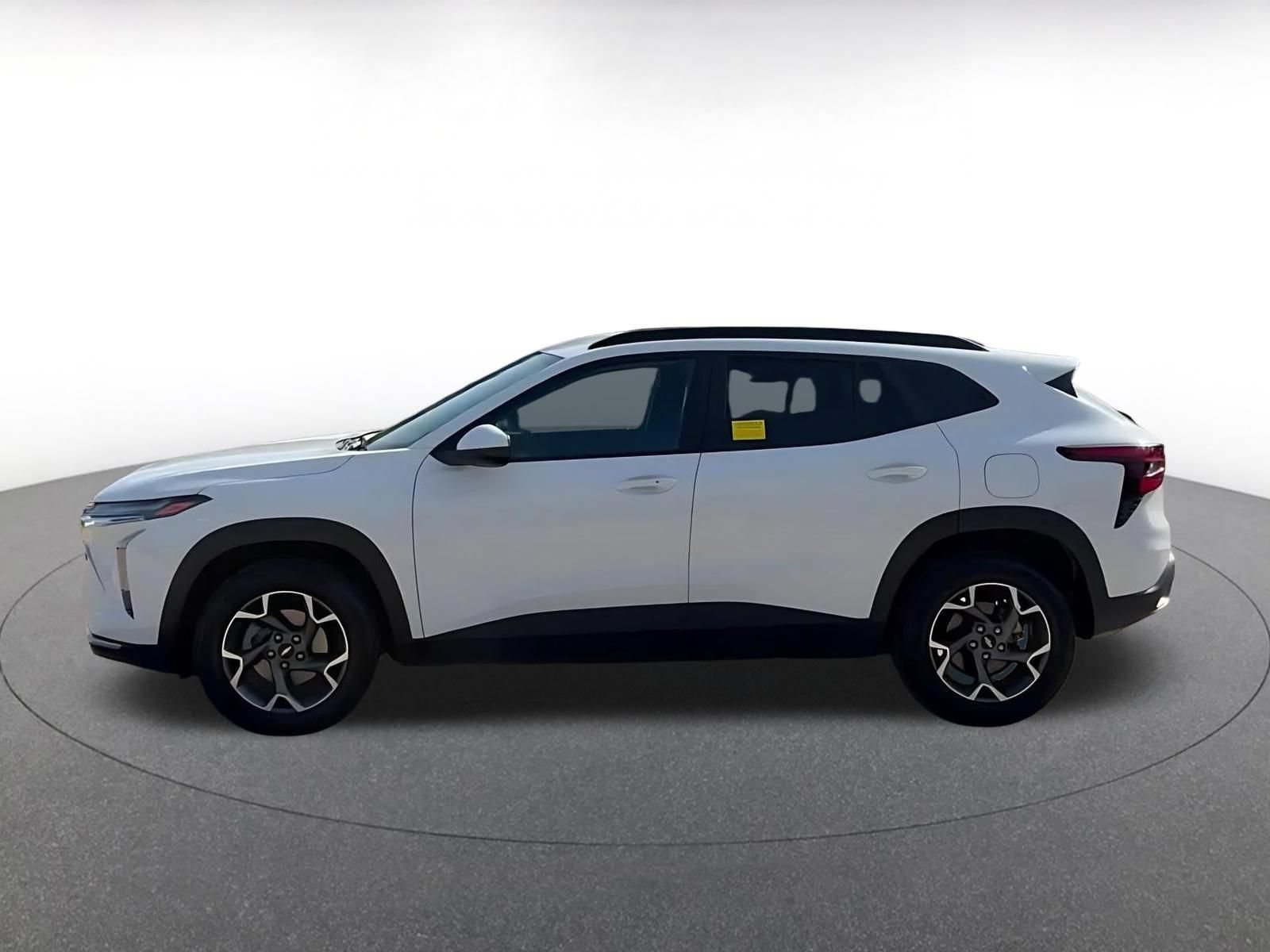 Thumbnail: 2025 Chevrolet Trax - 9