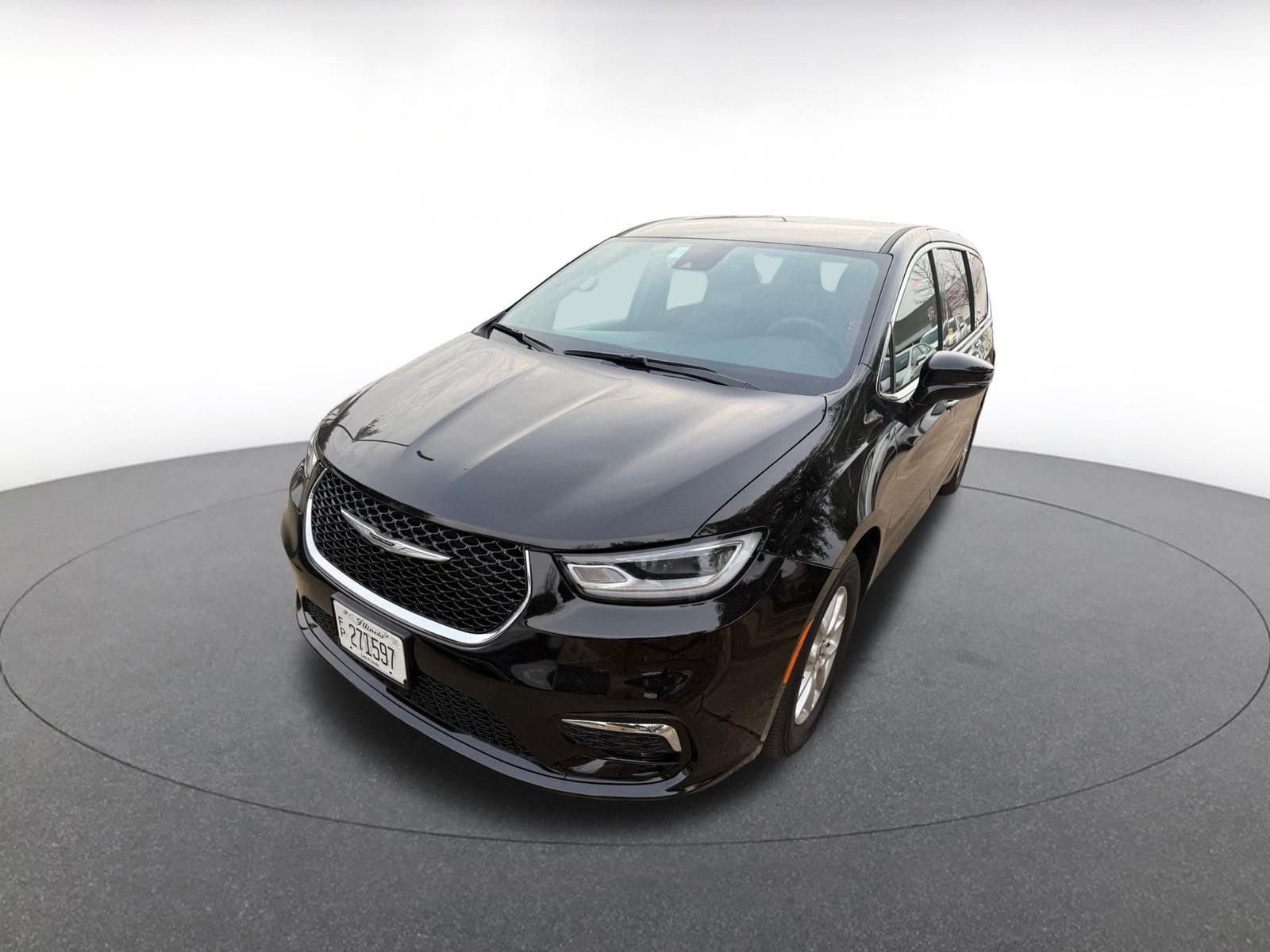 Thumbnail: 2025 Chrysler Pacifica - 2