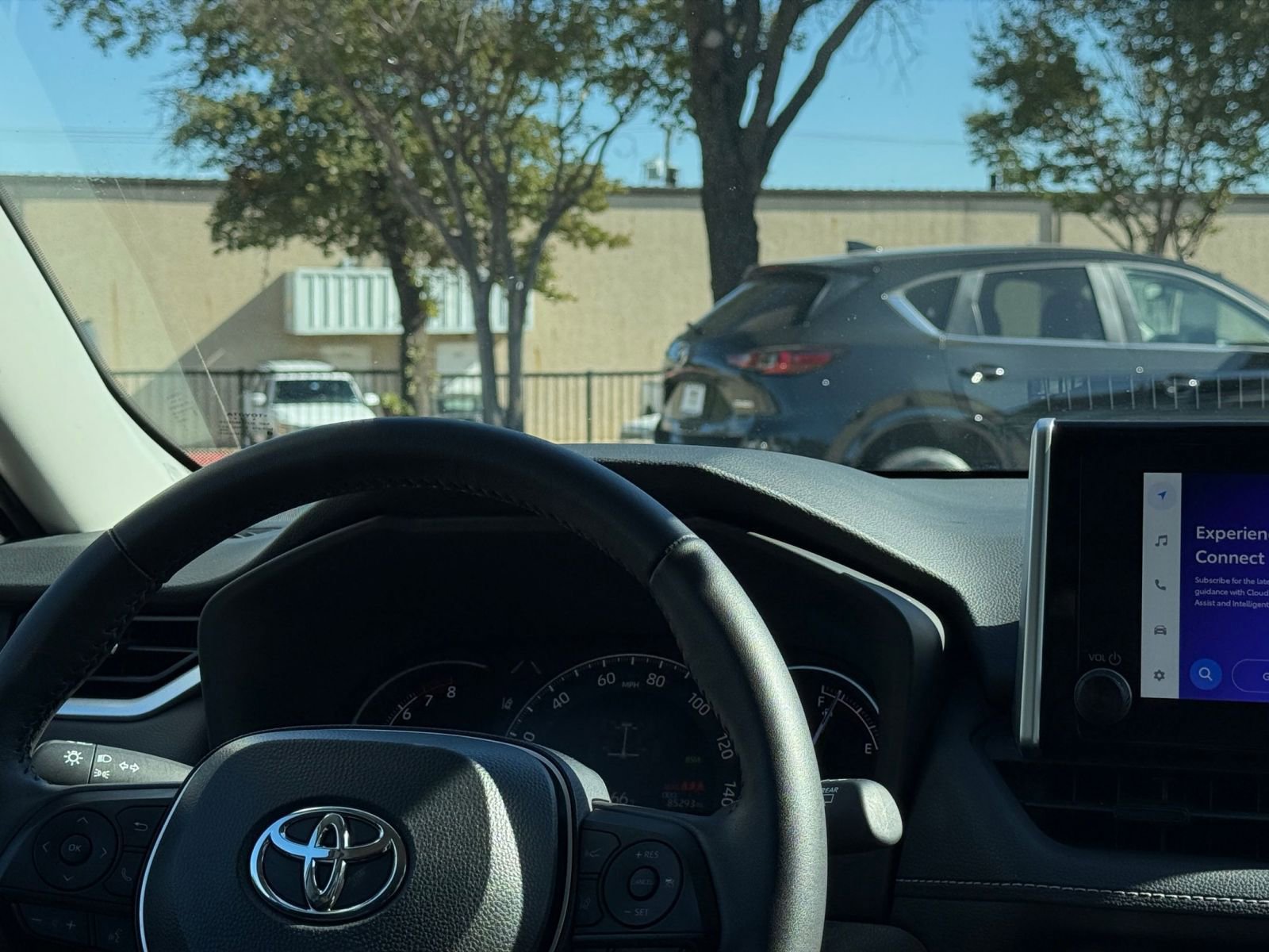 Thumbnail: 2024 Toyota RAV4 - 34