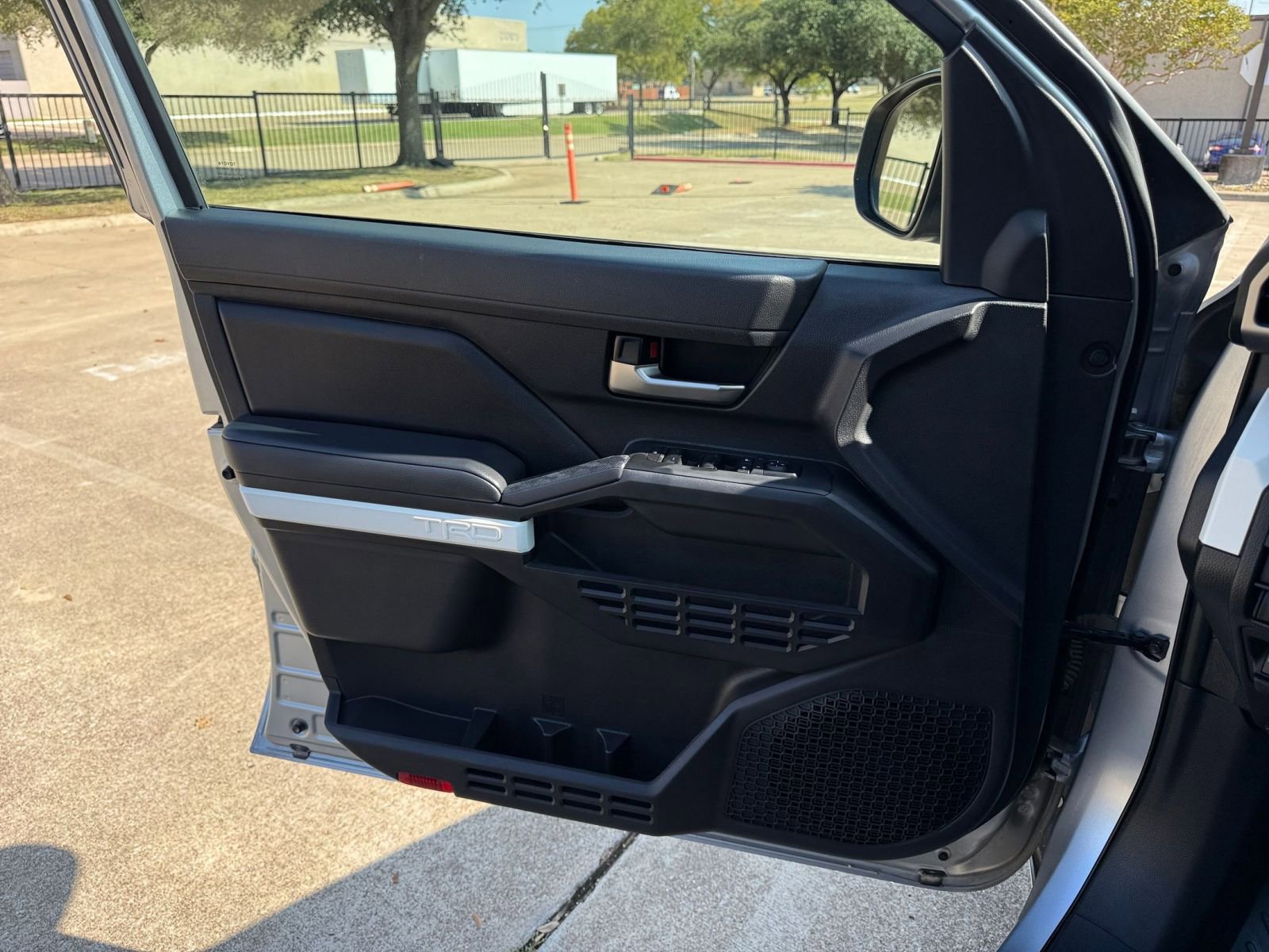 Thumbnail: 2024 Toyota Tacoma - 18