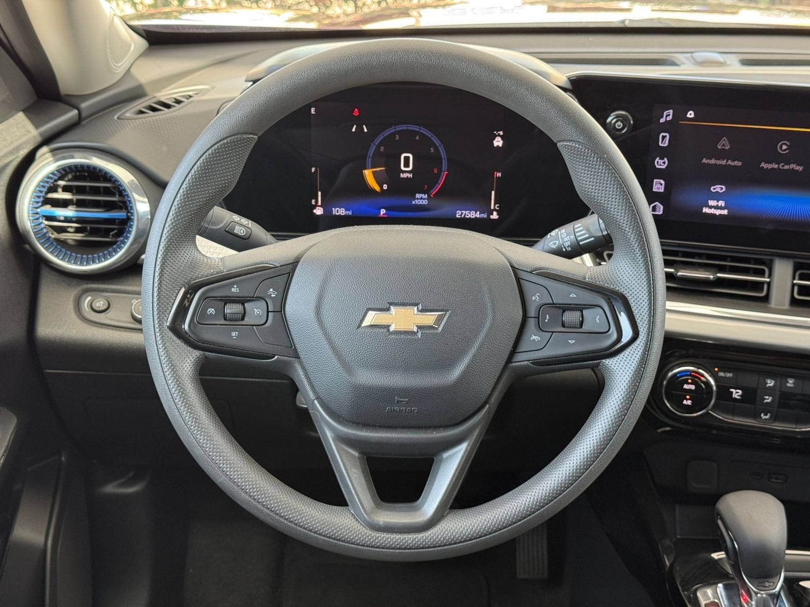 Thumbnail: 2025 Chevrolet Trax - 23
