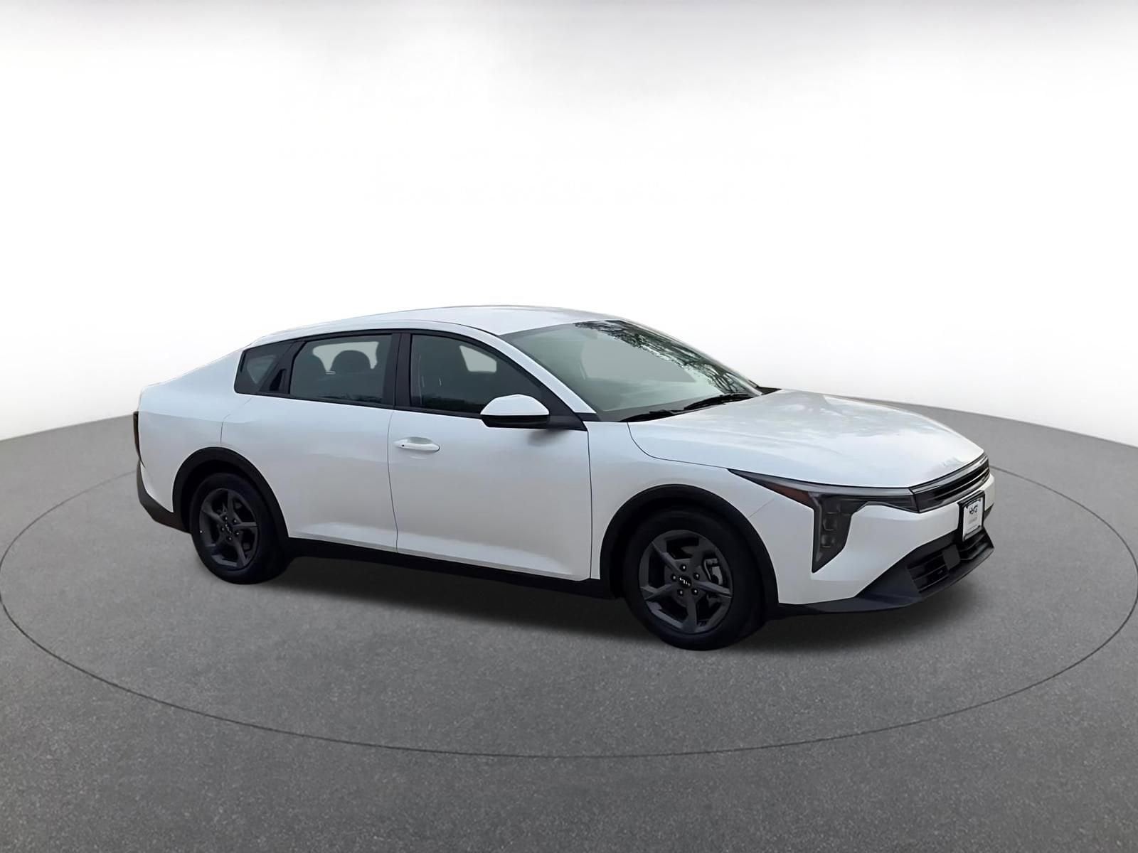 Thumbnail: 2025 Kia K4 - 2