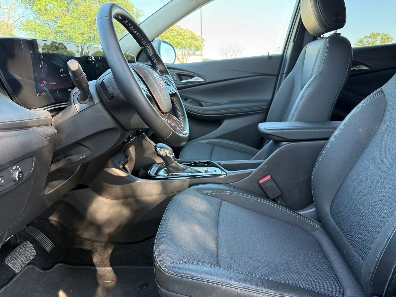 Thumbnail: 2025 Buick Encore GX - 27