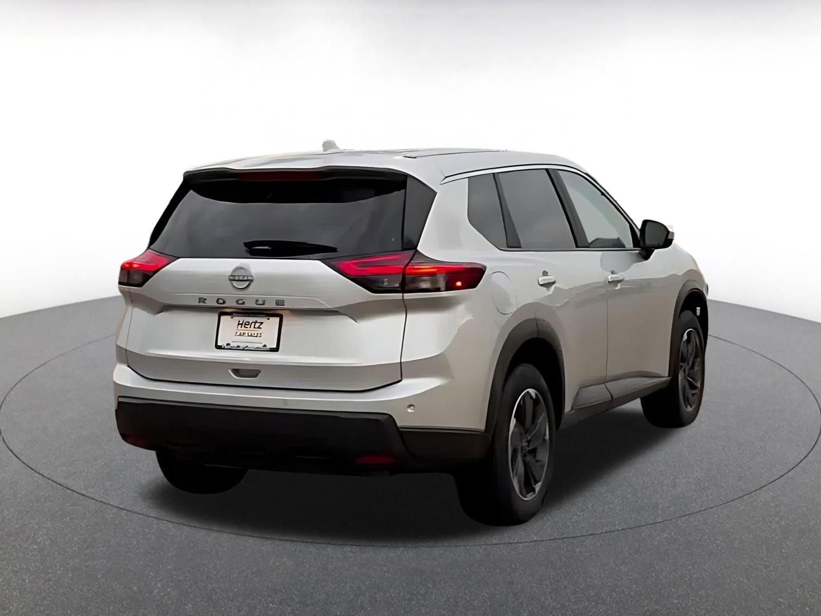 Thumbnail: 2025 Nissan Rogue - 15