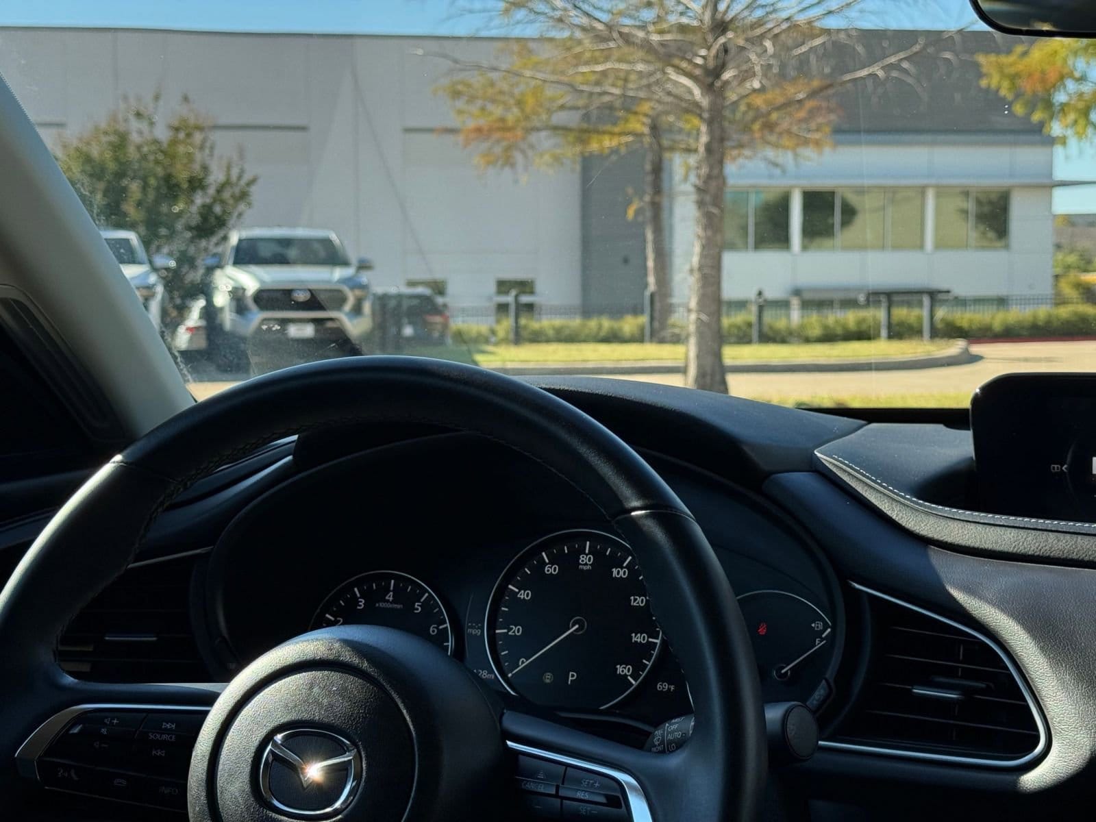 Thumbnail: 2025 Mazda CX-30 - 34