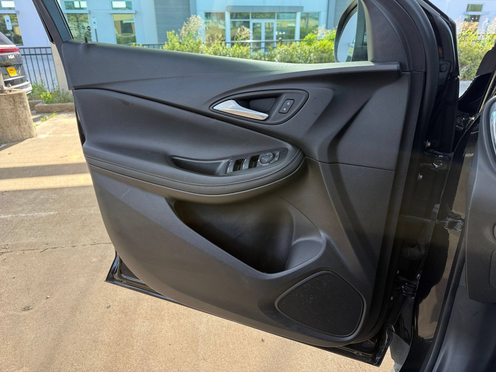 Thumbnail: 2025 Buick Encore GX - 18