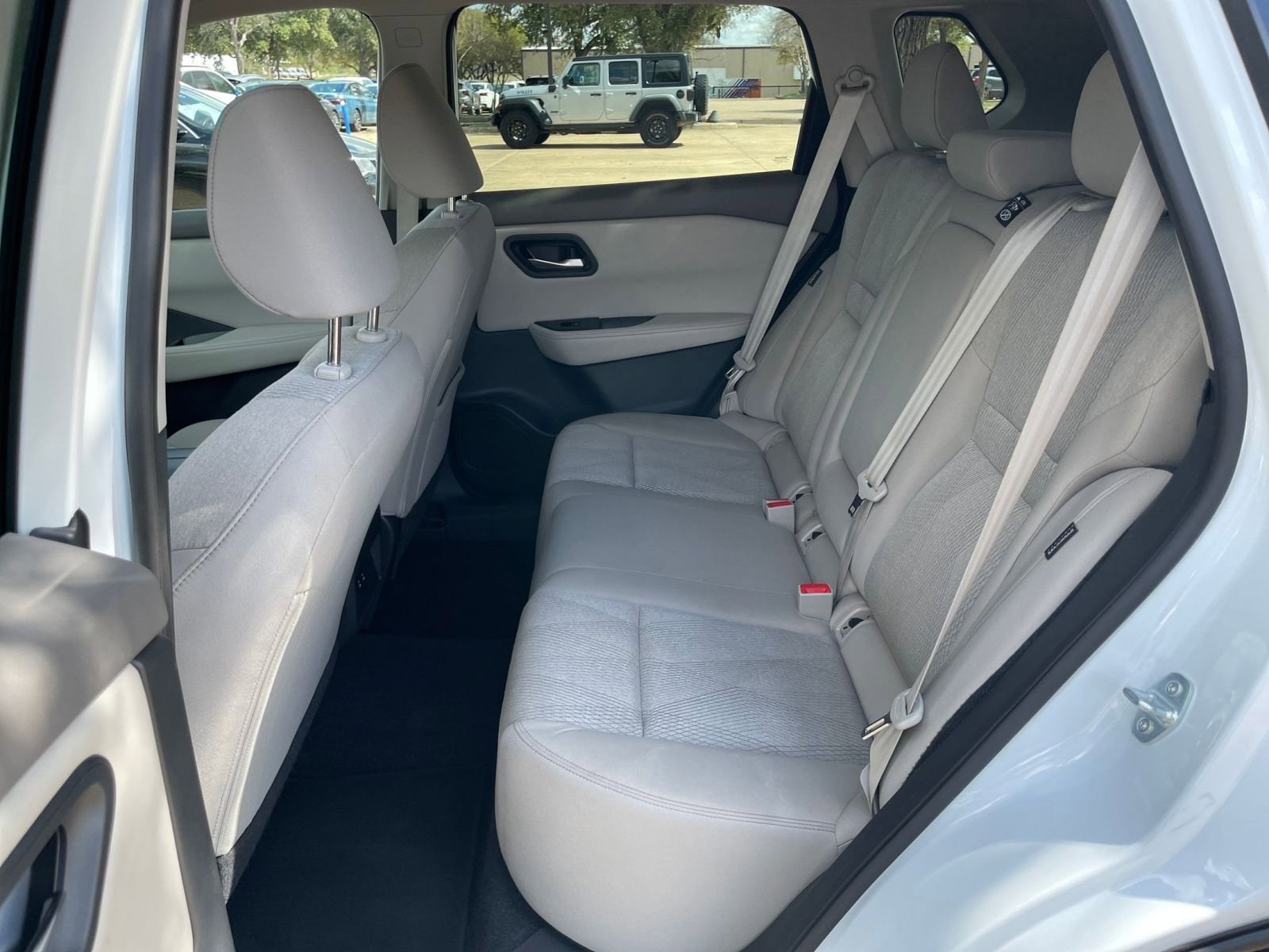 Thumbnail: 2025 Nissan Rogue - 29