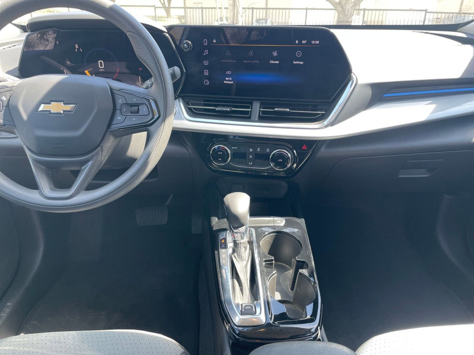 Thumbnail: 2025 Chevrolet Trax - 17