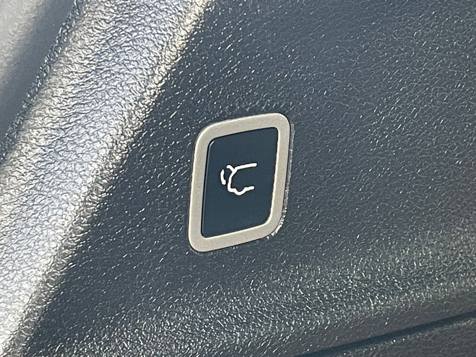 Thumbnail: 2025 Chrysler Pacifica - 23