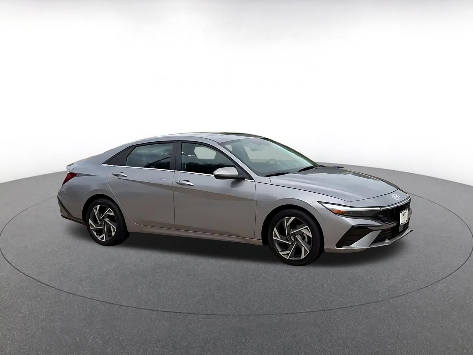 Thumbnail: 2025 Hyundai Elantra - 2