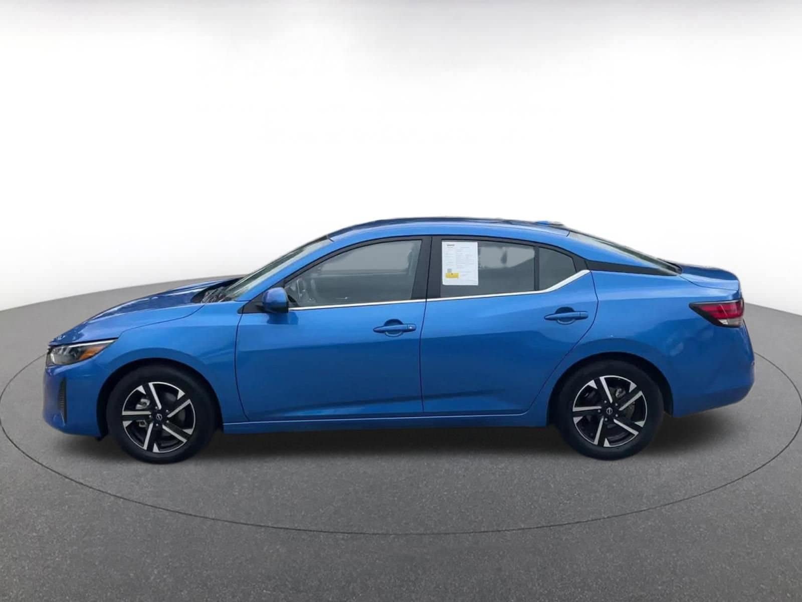 Thumbnail: 2025 Nissan Sentra - 9