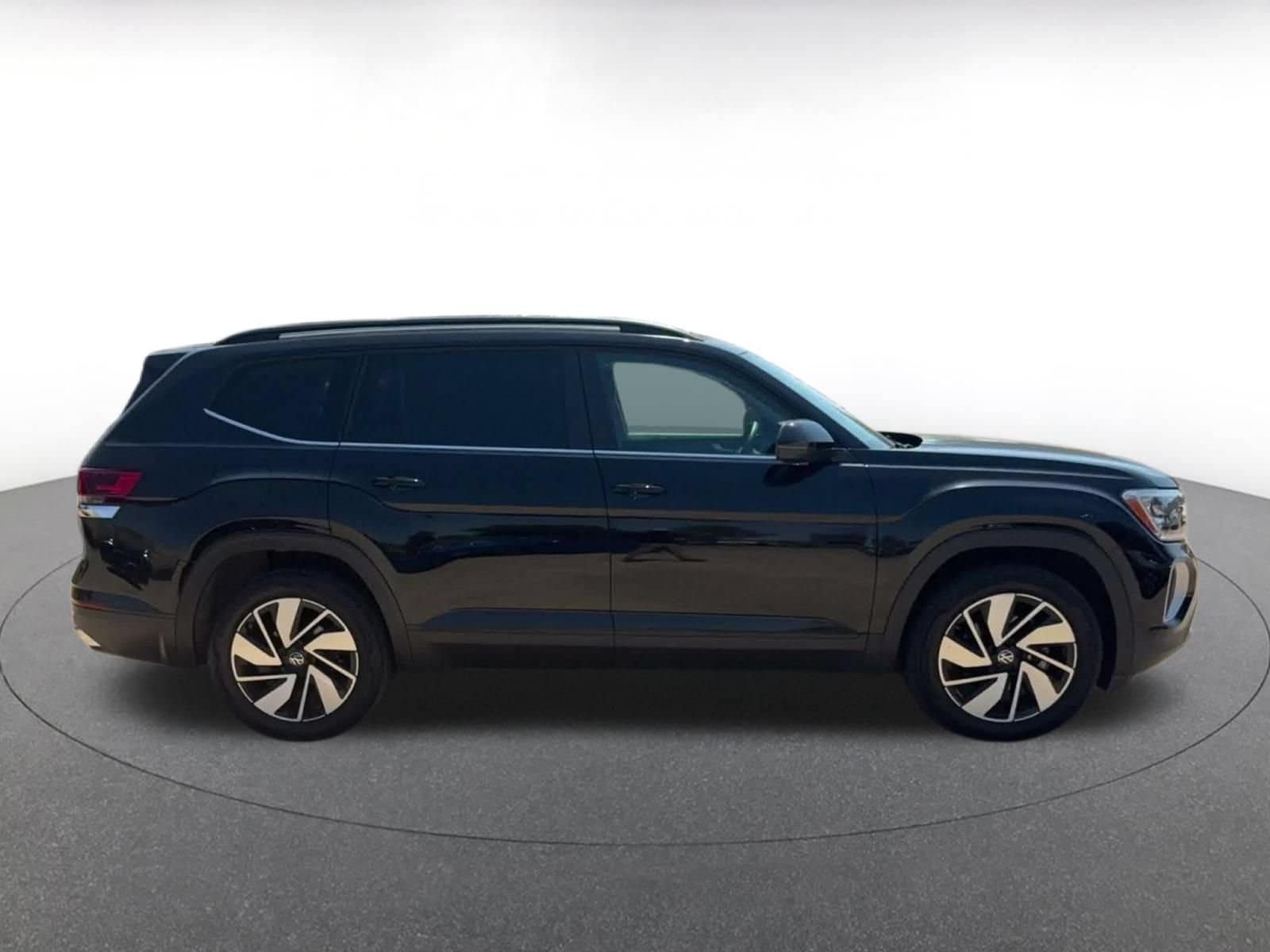 Thumbnail: 2026 Volkswagen Atlas - 15