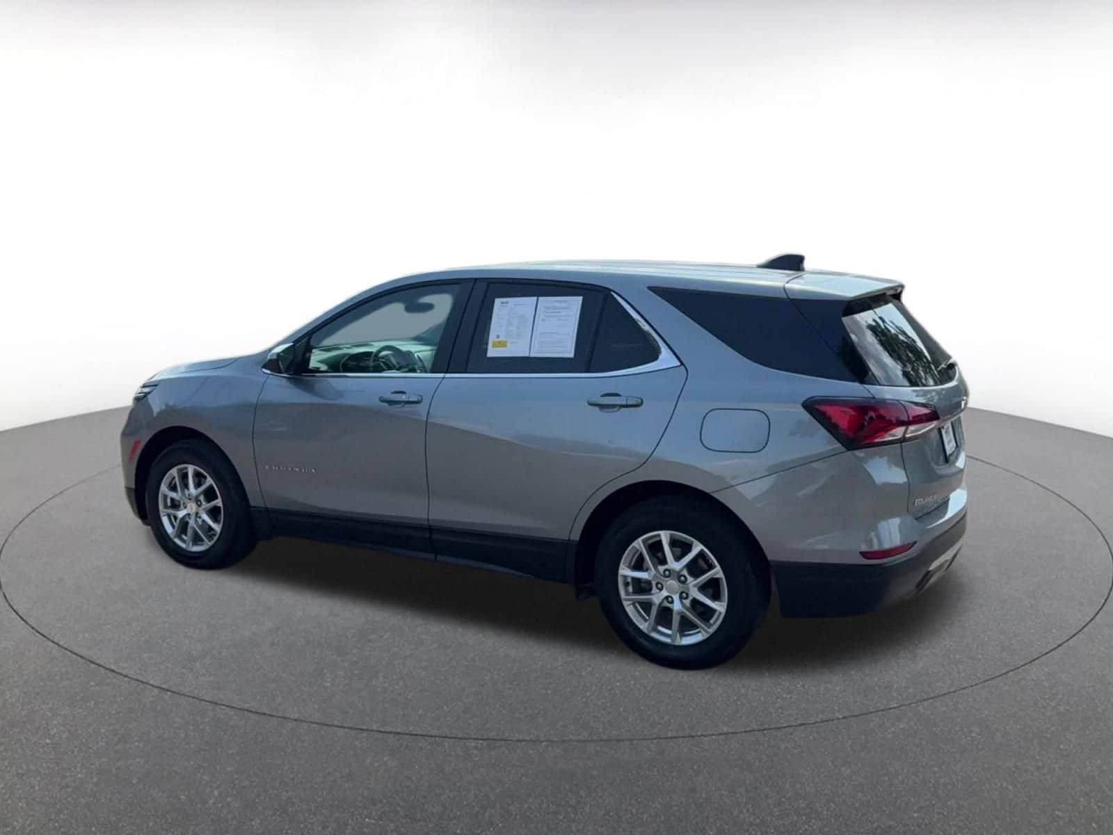 Thumbnail: 2024 Chevrolet Equinox - 10